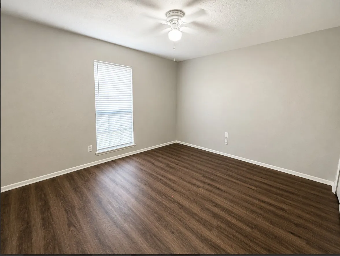 Single Family Residence For Rent in Tarrant County , 3824 Hackberry Lane, Bedford, Texas 76021, 3 Bedroom, 2 Bathroom, 2 Garage spaces, 1,691 Sqft, built in 1981, mls#21341265, Real Estate Agent in Bedford, Homes For Rent in Tarrant county, Homes For Rent in Bedford, Realtor in Bedford Texas, Real Estate Brokerage Independent Realty Texas, Luminita Cordes Realtor