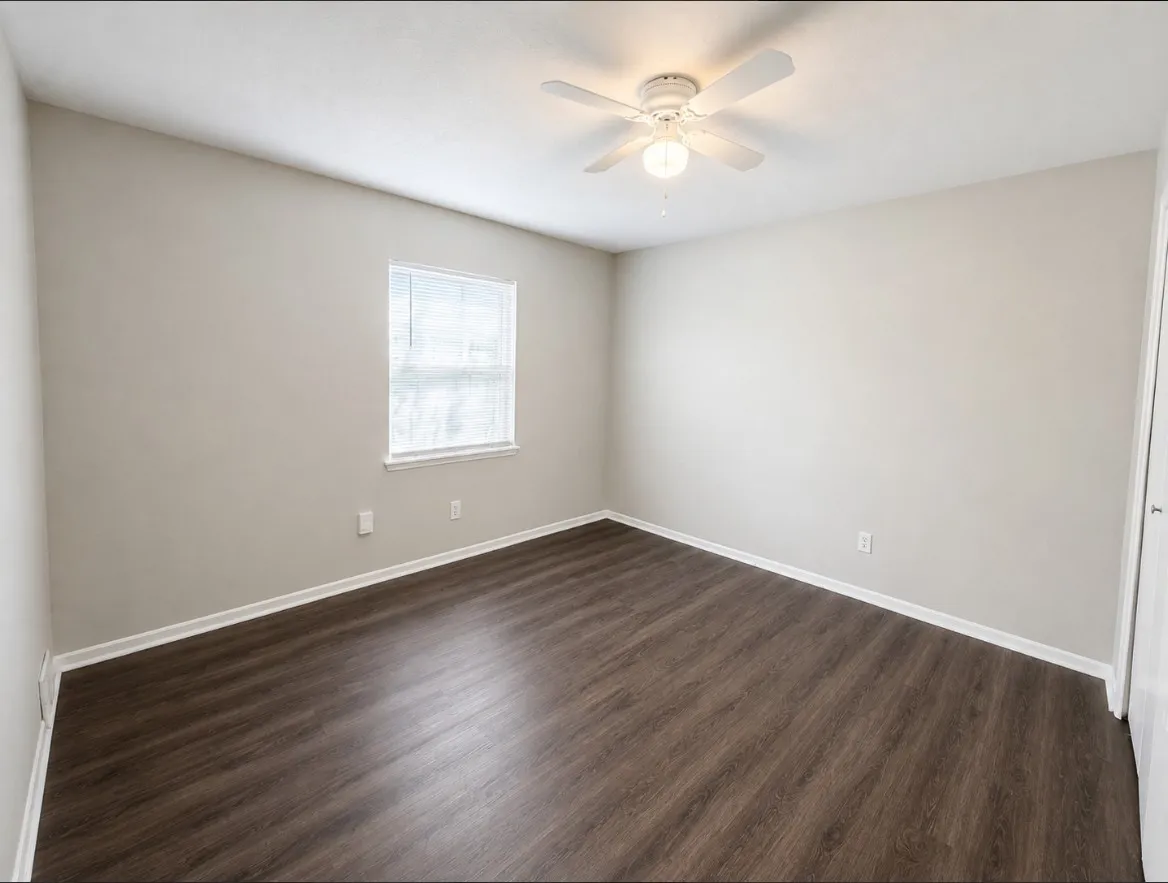 Single Family Residence For Rent in Tarrant County , 3824 Hackberry Lane, Bedford, Texas 76021, 3 Bedroom, 2 Bathroom, 2 Garage spaces, 1,691 Sqft, built in 1981, mls#21341265, Real Estate Agent in Bedford, Homes For Rent in Tarrant county, Homes For Rent in Bedford, Realtor in Bedford Texas, Real Estate Brokerage Independent Realty Texas, Luminita Cordes Realtor