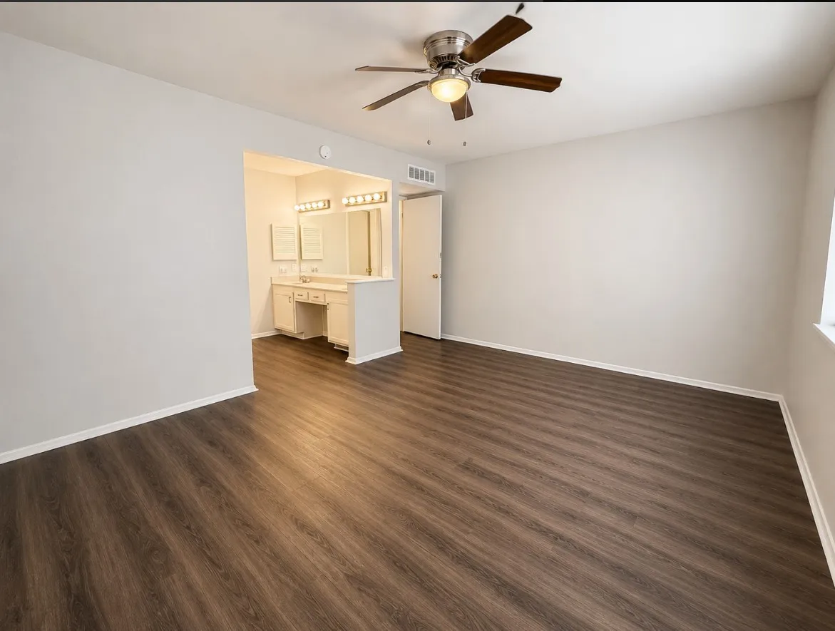 Single Family Residence For Rent in Tarrant County , 3824 Hackberry Lane, Bedford, Texas 76021, 3 Bedroom, 2 Bathroom, 2 Garage spaces, 1,691 Sqft, built in 1981, mls#21341265, Real Estate Agent in Bedford, Homes For Rent in Tarrant county, Homes For Rent in Bedford, Realtor in Bedford Texas, Real Estate Brokerage Independent Realty Texas, Luminita Cordes Realtor