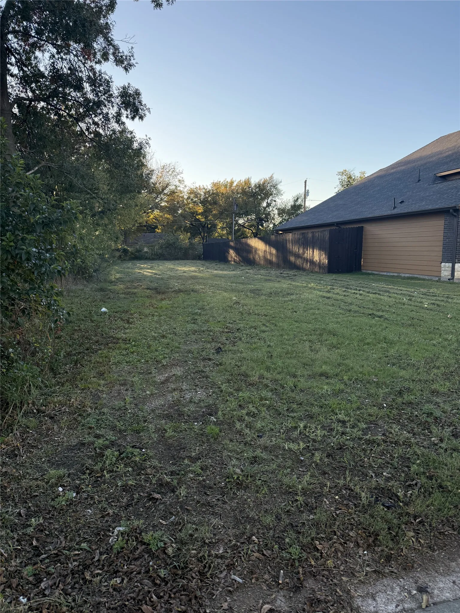 Unimproved Land For Sale in Dallas County , 4619 S Denley Drive, Dallas, Texas 75216, 0, 0, Garage spaces, 0 Sqft, built in 0, Price $139,900, mls#21341264, Real Estate Agent in Dallas, Homes For Sale in Dallas county, Homes For Sale in Dallas, Realtor in Dallas Texas, Real Estate Brokerage Independent Realty Texas, Luminita Cordes Realtor