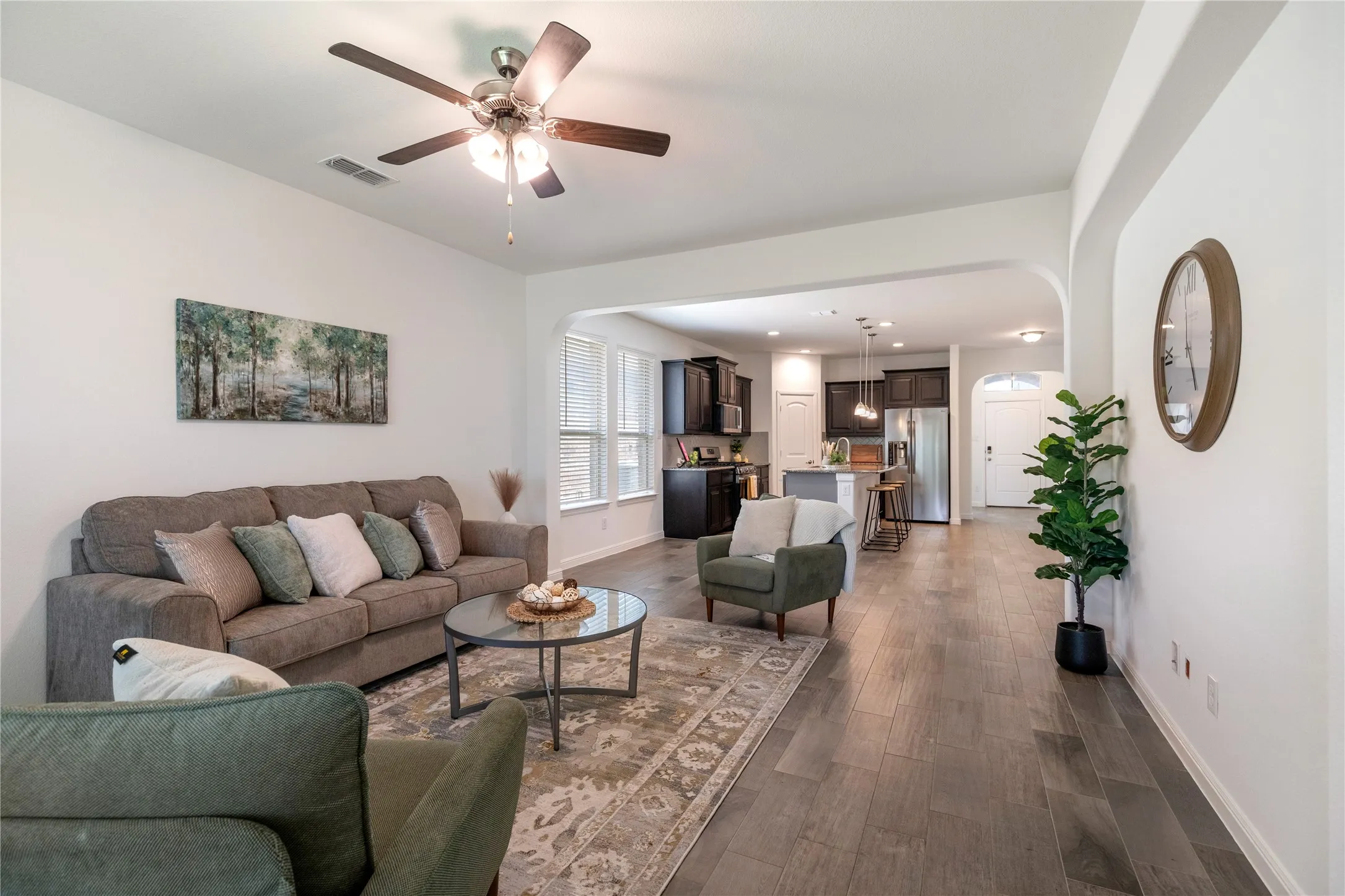 Single Family Residence For Sale in Tarrant County , 5044 Sugarcane Lane, Fort Worth, Texas 76179, 3 Bedroom, 2 Bathroom, 2 Garage spaces, 1,720 Sqft, built in 2018, mls#21336201, Real Estate Agent in Fort Worth, Homes For Sale in Tarrant county, Homes For Sale in Fort Worth, Realtor in Fort Worth Texas, Real Estate Brokerage Independent Realty Texas, Luminita Cordes Realtor