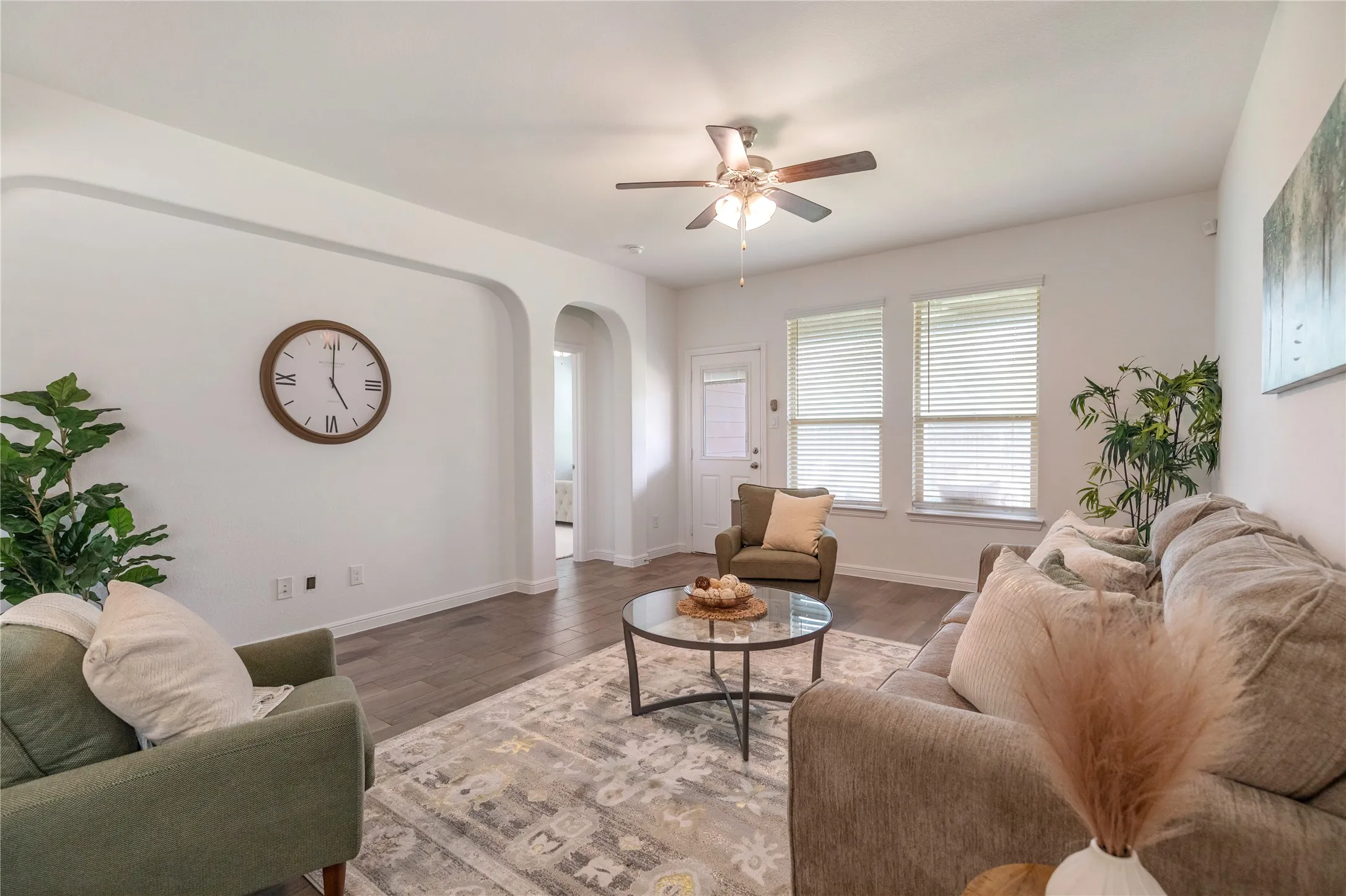 Single Family Residence For Sale in Tarrant County , 5044 Sugarcane Lane, Fort Worth, Texas 76179, 3 Bedroom, 2 Bathroom, 2 Garage spaces, 1,720 Sqft, built in 2018, mls#21336201, Real Estate Agent in Fort Worth, Homes For Sale in Tarrant county, Homes For Sale in Fort Worth, Realtor in Fort Worth Texas, Real Estate Brokerage Independent Realty Texas, Luminita Cordes Realtor