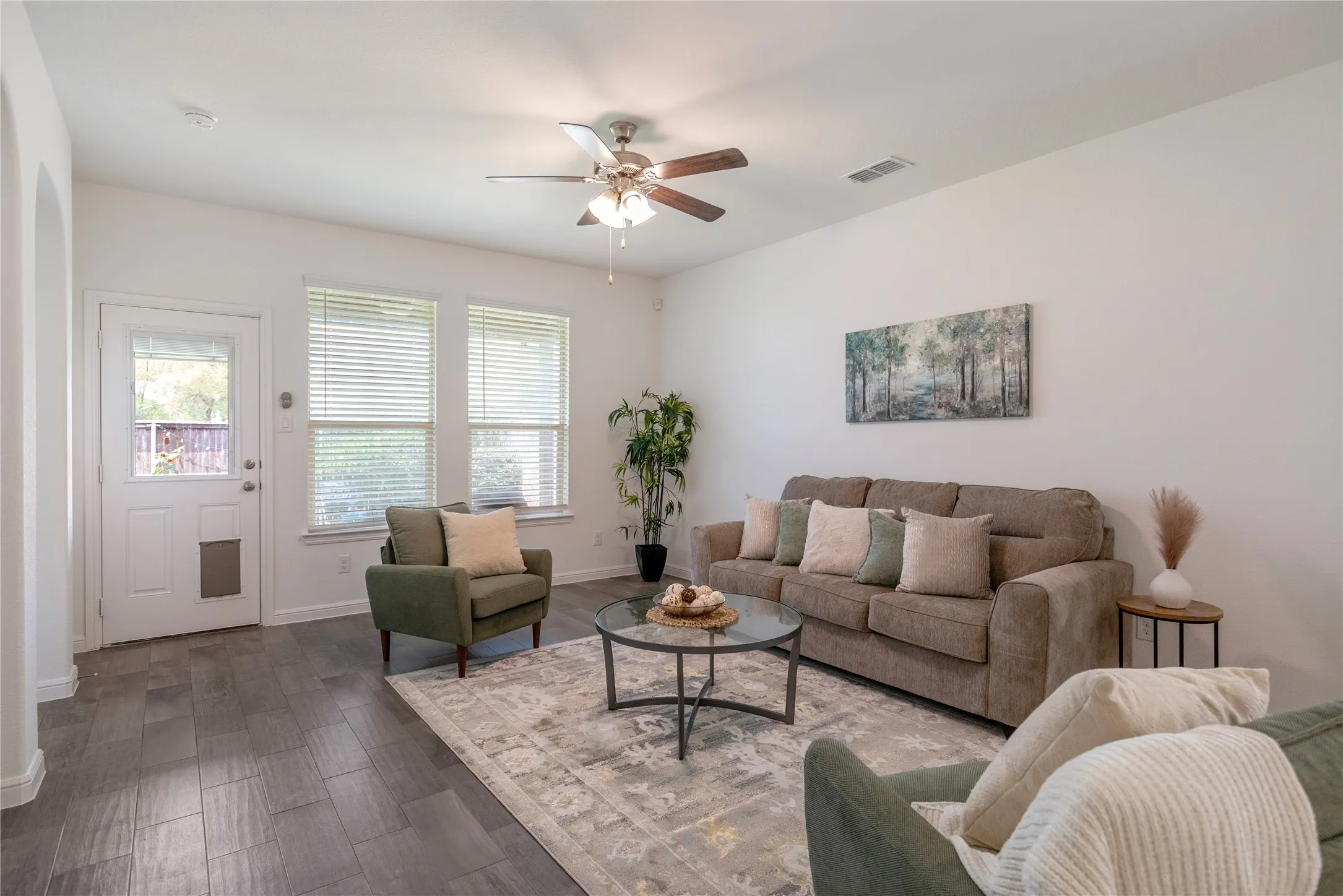 Single Family Residence For Sale in Tarrant County , 5044 Sugarcane Lane, Fort Worth, Texas 76179, 3 Bedroom, 2 Bathroom, 2 Garage spaces, 1,720 Sqft, built in 2018, mls#21336201, Real Estate Agent in Fort Worth, Homes For Sale in Tarrant county, Homes For Sale in Fort Worth, Realtor in Fort Worth Texas, Real Estate Brokerage Independent Realty Texas, Luminita Cordes Realtor