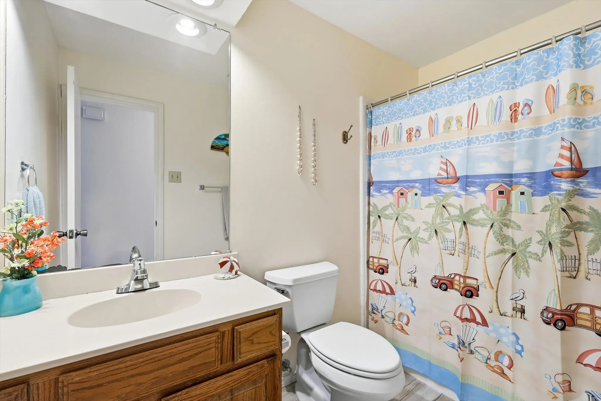Secondary bathroom