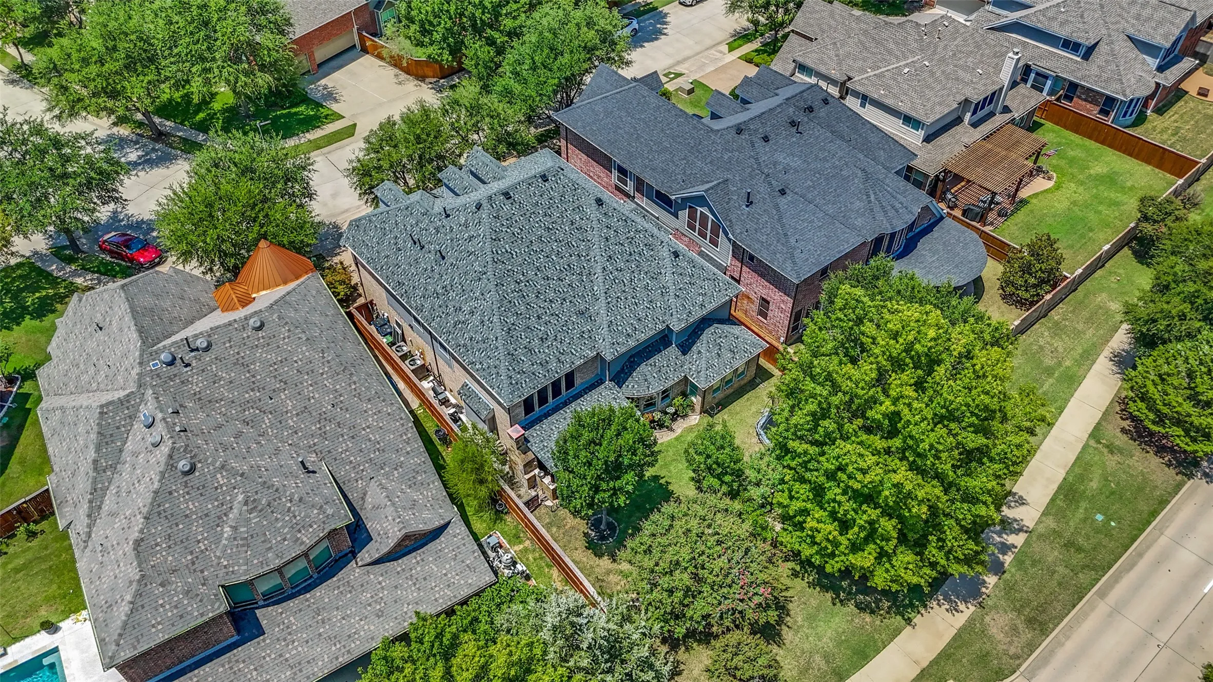 Single Family Residence For Sale in Denton County , 8704 Wyatt Circle, Argyle, Texas 76226, 5 Bedroom, 4 Bathroom, 3 Garage spaces, 4,376 Sqft, built in 2008, mls#21341181, Real Estate Agent in Argyle, Homes For Sale in Denton county, Homes For Sale in Argyle, Realtor in Argyle Texas, Real Estate Brokerage Independent Realty Texas, Luminita Cordes Realtor