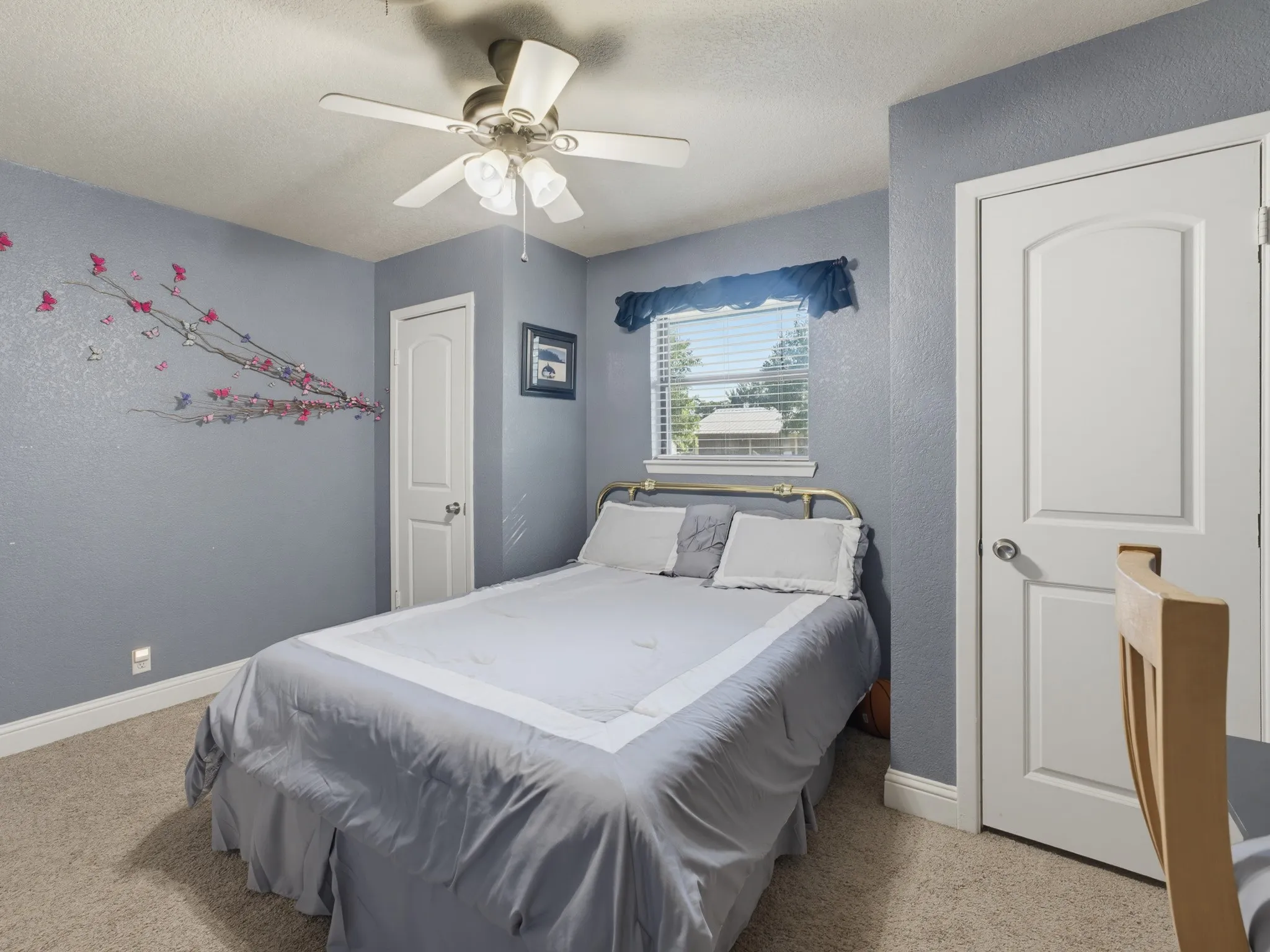 Single Family Residence For Sale in Montague County , 702 Preston Street, Bowie, Texas 76230, 3 Bedroom, 2 Bathroom, 2 Garage spaces, 1,676 Sqft, built in 1975, mls#21340412, Real Estate Agent in Bowie, Homes For Sale in Montague county, Homes For Sale in Bowie, Realtor in Bowie Texas, Real Estate Brokerage Independent Realty Texas, Luminita Cordes Realtor