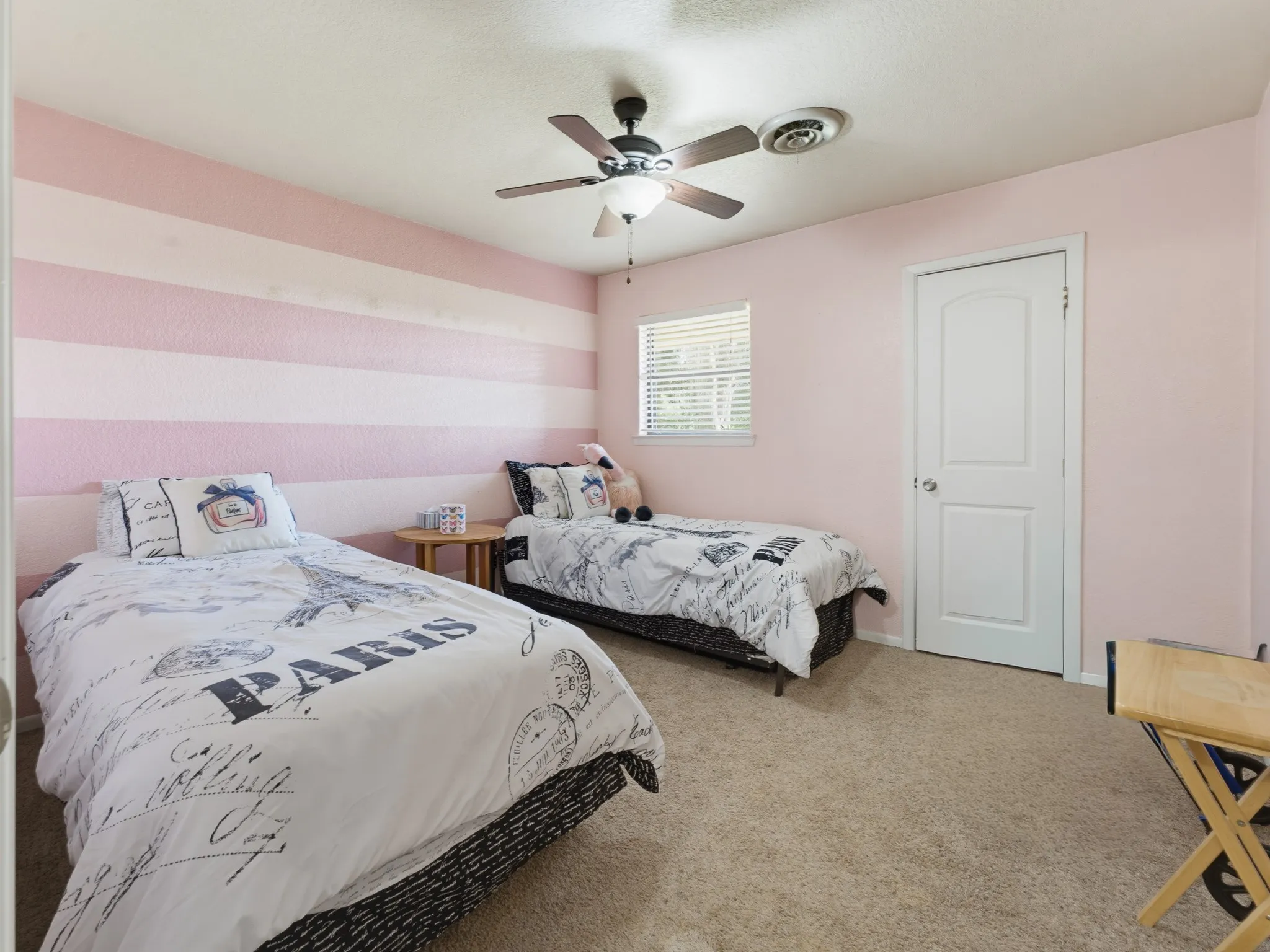 Single Family Residence For Sale in Montague County , 702 Preston Street, Bowie, Texas 76230, 3 Bedroom, 2 Bathroom, 2 Garage spaces, 1,676 Sqft, built in 1975, mls#21340412, Real Estate Agent in Bowie, Homes For Sale in Montague county, Homes For Sale in Bowie, Realtor in Bowie Texas, Real Estate Brokerage Independent Realty Texas, Luminita Cordes Realtor