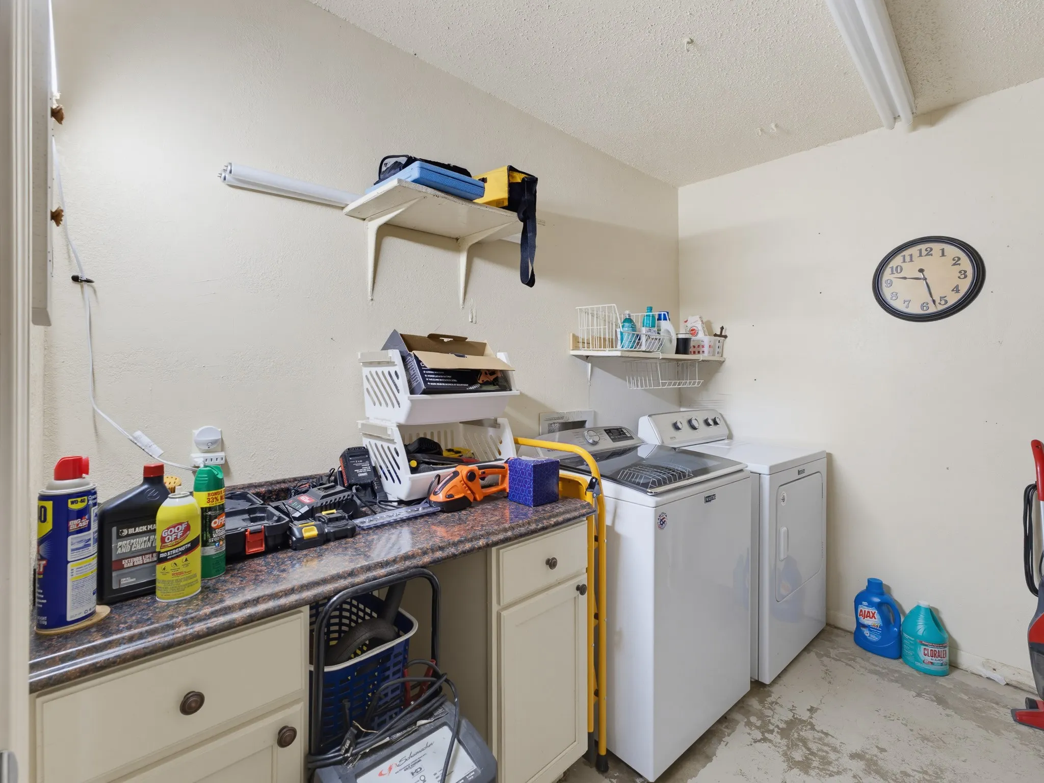 Single Family Residence For Sale in Montague County , 702 Preston Street, Bowie, Texas 76230, 3 Bedroom, 2 Bathroom, 2 Garage spaces, 1,676 Sqft, built in 1975, mls#21340412, Real Estate Agent in Bowie, Homes For Sale in Montague county, Homes For Sale in Bowie, Realtor in Bowie Texas, Real Estate Brokerage Independent Realty Texas, Luminita Cordes Realtor