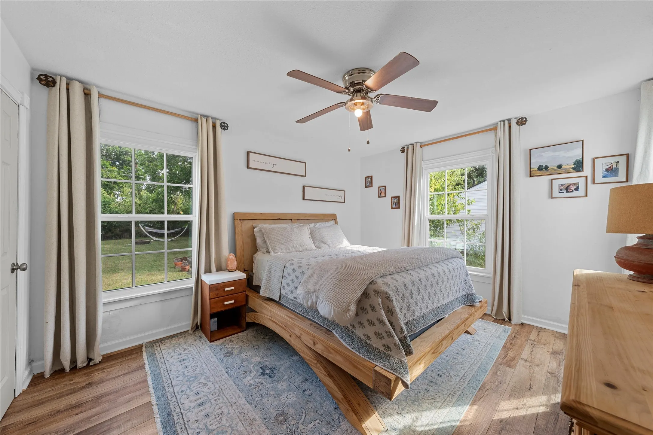 Single Family Residence For Sale in Mc Lennan County , 3600 Cumberland Avenue, Waco, Texas 76707, 3 Bedroom, 1 Bathroom, Garage spaces, 1,032 Sqft, built in 1950, mls#21341290, Real Estate Agent in Waco, Homes For Sale in Mc Lennan county, Homes For Sale in Waco, Realtor in Waco Texas, Real Estate Brokerage Independent Realty Texas, Luminita Cordes Realtor
