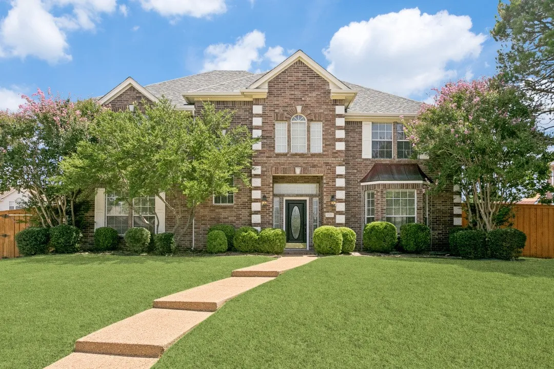 Single Family Residence For Rent in Collin County , 8512 Mesa Verde Drive, Plano, Texas 75025, 4 Bedroom, 3 Bathroom, 3 Garage spaces, 3,082 Sqft, built in 1999, mls#21334594, Real Estate Agent in Plano, Homes For Rent in Collin county, Homes For Rent in Plano, Realtor in Plano Texas, Real Estate Brokerage Independent Realty Texas, Luminita Cordes Realtor