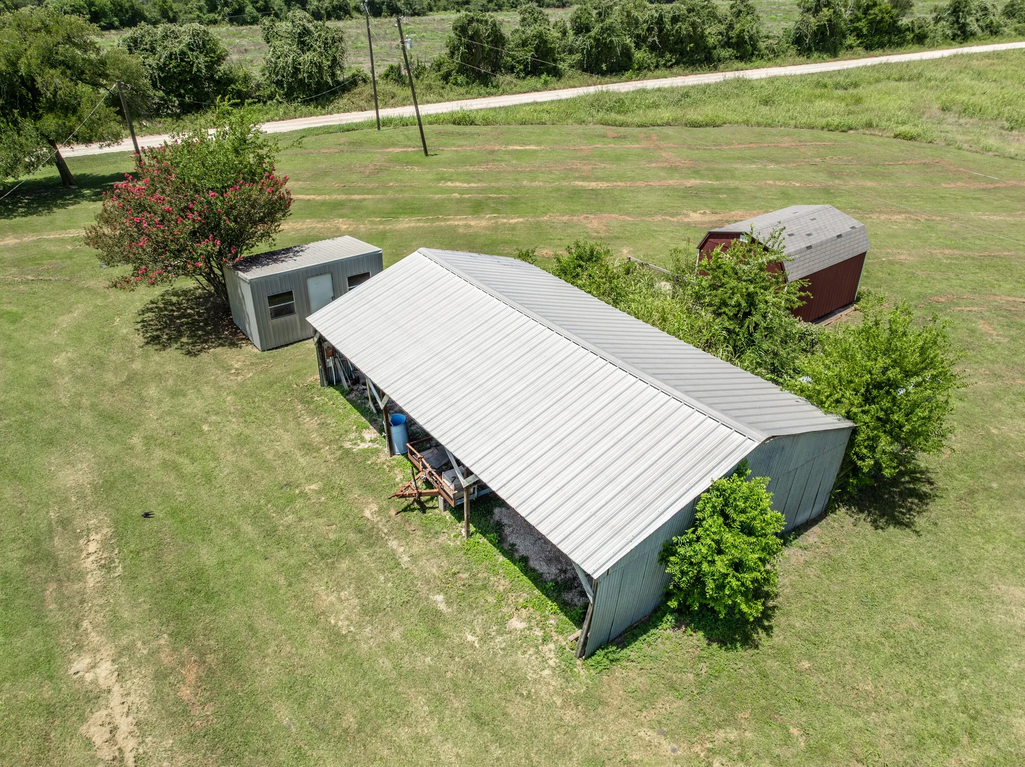 Single Family Residence For Sale in Falls County , 188 County Road 345, Rosebud, Texas 76570, 3 Bedroom, 2 Bathroom, 1 Garage spaces, 1,782 Sqft, built in 1977, Price $460,000, mls#21341289, Real Estate Agent in Rosebud, Homes For Sale in Falls county, Homes For Sale in Rosebud, Realtor in Rosebud Texas, Real Estate Brokerage Independent Realty Texas, Luminita Cordes Realtor