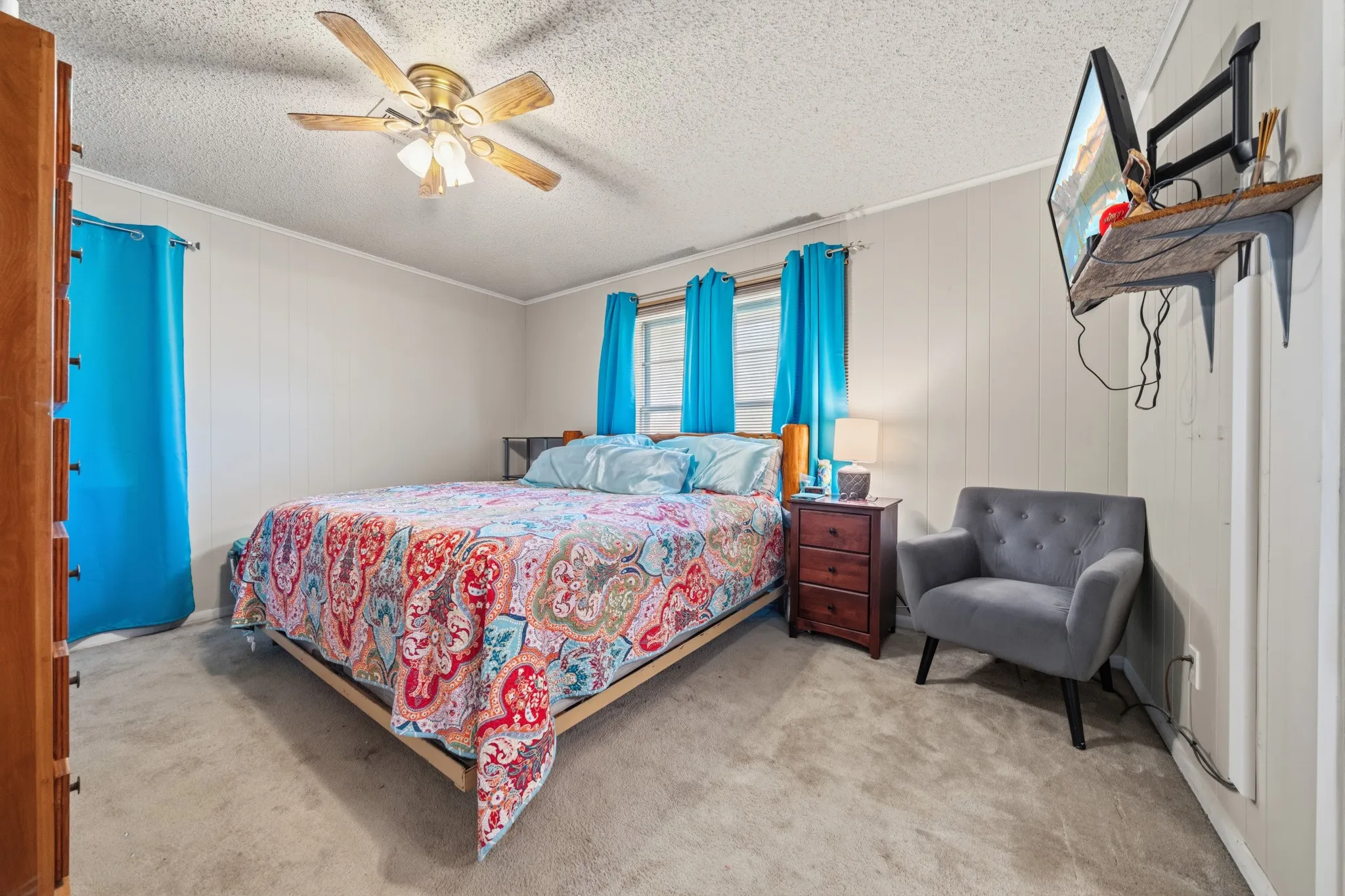 Single Family Residence For Sale in Falls County , 188 County Road 345, Rosebud, Texas 76570, 3 Bedroom, 2 Bathroom, 1 Garage spaces, 1,782 Sqft, built in 1977, Price $460,000, mls#21341289, Real Estate Agent in Rosebud, Homes For Sale in Falls county, Homes For Sale in Rosebud, Realtor in Rosebud Texas, Real Estate Brokerage Independent Realty Texas, Luminita Cordes Realtor