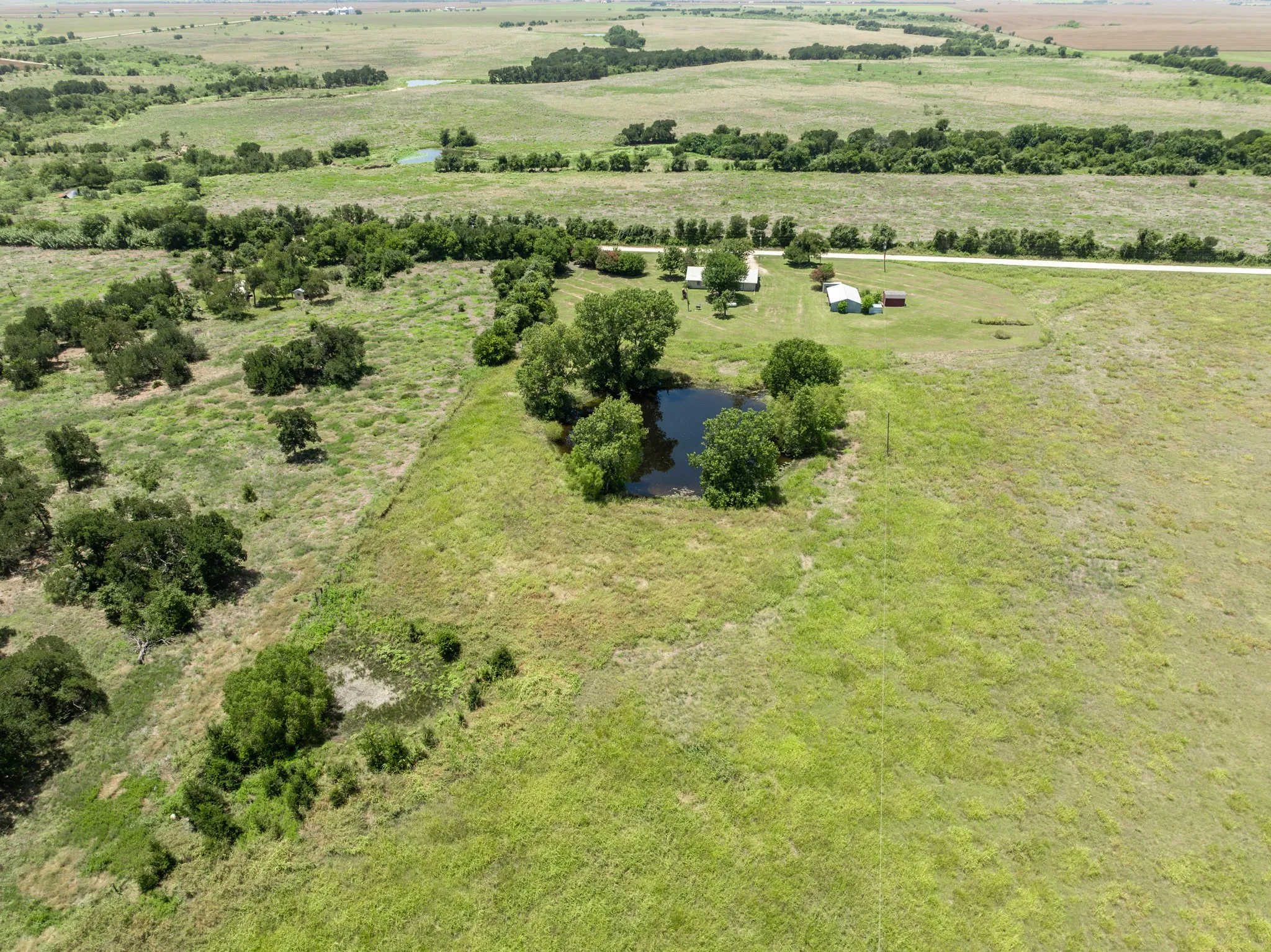 Single Family Residence For Sale in Falls County , 188 County Road 345, Rosebud, Texas 76570, 3 Bedroom, 2 Bathroom, 1 Garage spaces, 1,782 Sqft, built in 1977, Price $460,000, mls#21341289, Real Estate Agent in Rosebud, Homes For Sale in Falls county, Homes For Sale in Rosebud, Realtor in Rosebud Texas, Real Estate Brokerage Independent Realty Texas, Luminita Cordes Realtor