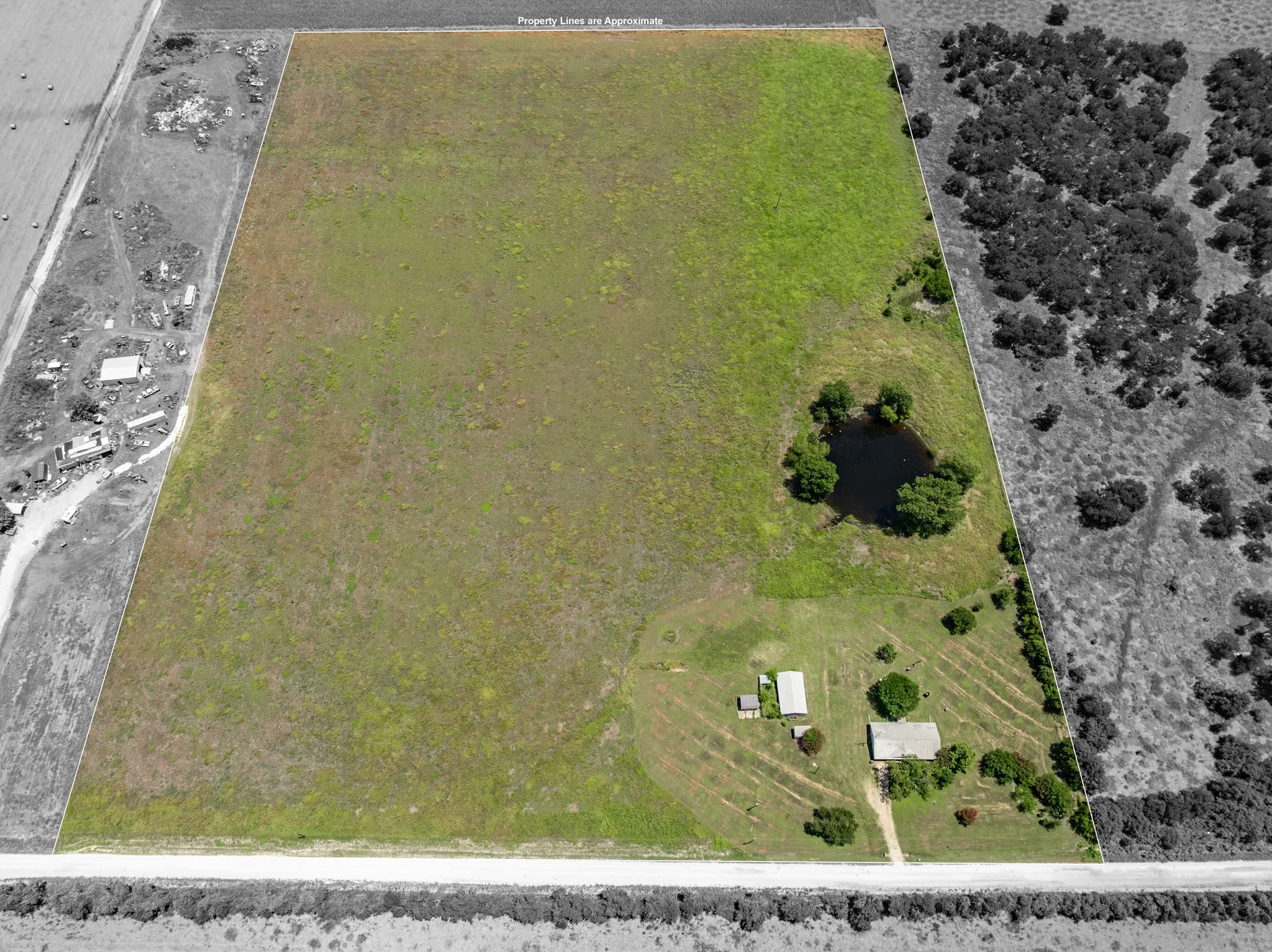 Single Family Residence For Sale in Falls County , 188 County Road 345, Rosebud, Texas 76570, 3 Bedroom, 2 Bathroom, 1 Garage spaces, 1,782 Sqft, built in 1977, Price $460,000, mls#21341289, Real Estate Agent in Rosebud, Homes For Sale in Falls county, Homes For Sale in Rosebud, Realtor in Rosebud Texas, Real Estate Brokerage Independent Realty Texas, Luminita Cordes Realtor