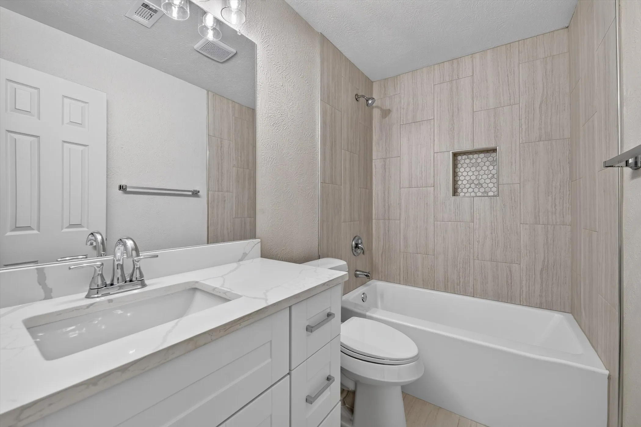 Single Family Residence For Sale in Denton County , 900 S 3rd Street, Sanger, Texas 76266, 3 Bedroom, 2 Bathroom, 2 Garage spaces, 1,100 Sqft, built in 1984, mls#21341216, Real Estate Agent in Sanger, Homes For Sale in Denton county, Homes For Sale in Sanger, Realtor in Sanger Texas, Real Estate Brokerage Independent Realty Texas, Luminita Cordes Realtor