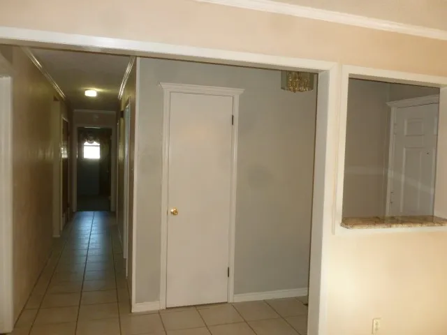 Single Family Residence For Sale in Hood County , 4315 Waples Road, Granbury, Texas 76049, 3 Bedroom, 2 Bathroom, 1 Garage spaces, 1,948 Sqft, built in 1972, mls#21333216, Real Estate Agent in Granbury, Homes For Sale in Hood county, Homes For Sale in Granbury, Realtor in Granbury Texas, Real Estate Brokerage Independent Realty Texas, Luminita Cordes Realtor