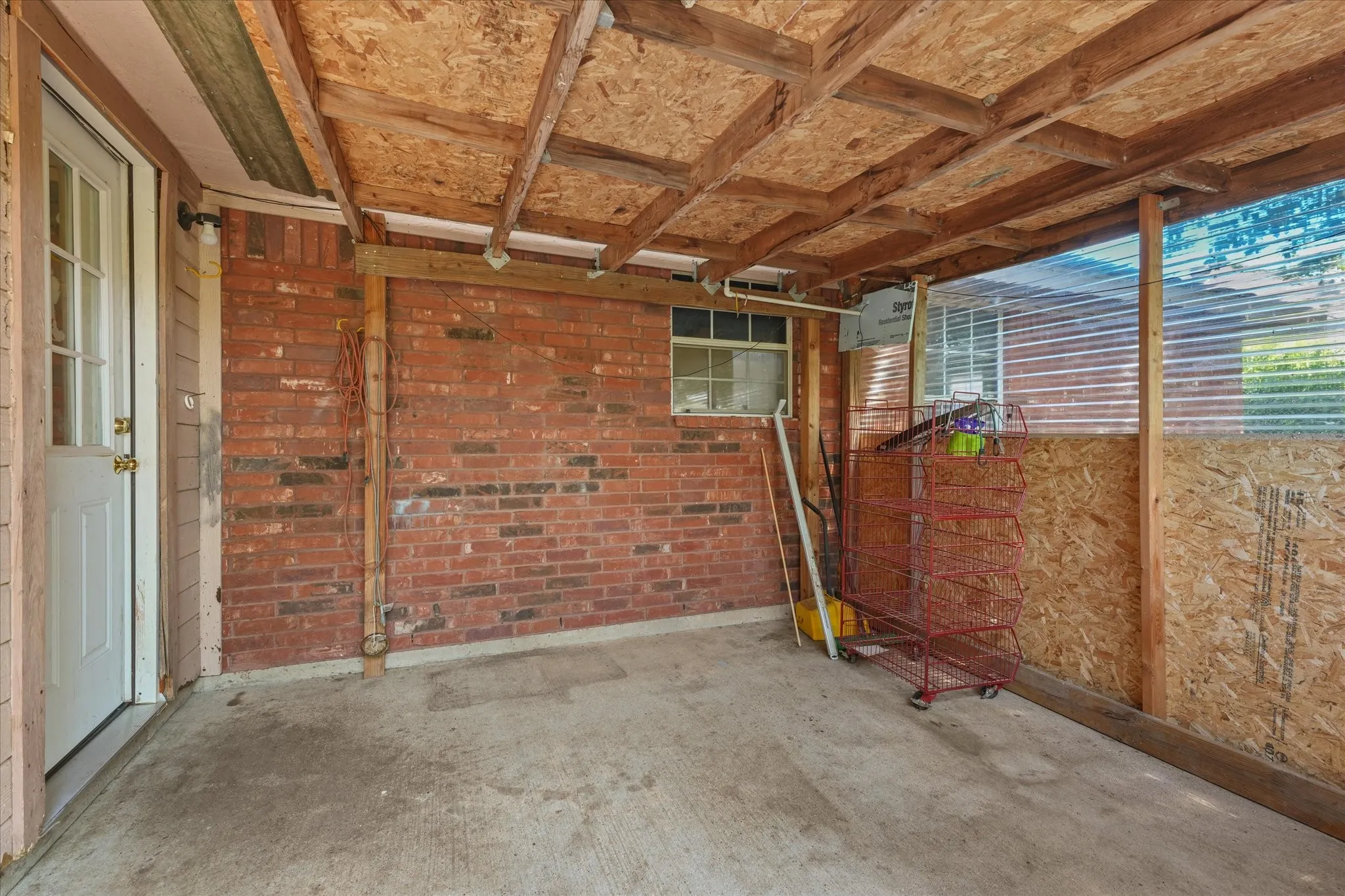 Single Family Residence For Sale in Dallas County , 1220 Brittany Way, Seagoville, Texas 75159, 3 Bedroom, 2 Bathroom, Garage spaces, 1,215 Sqft, built in 1998, mls#21337676, Real Estate Agent in Seagoville, Homes For Sale in Dallas county, Homes For Sale in Seagoville, Realtor in Seagoville Texas, Real Estate Brokerage Independent Realty Texas, Luminita Cordes Realtor