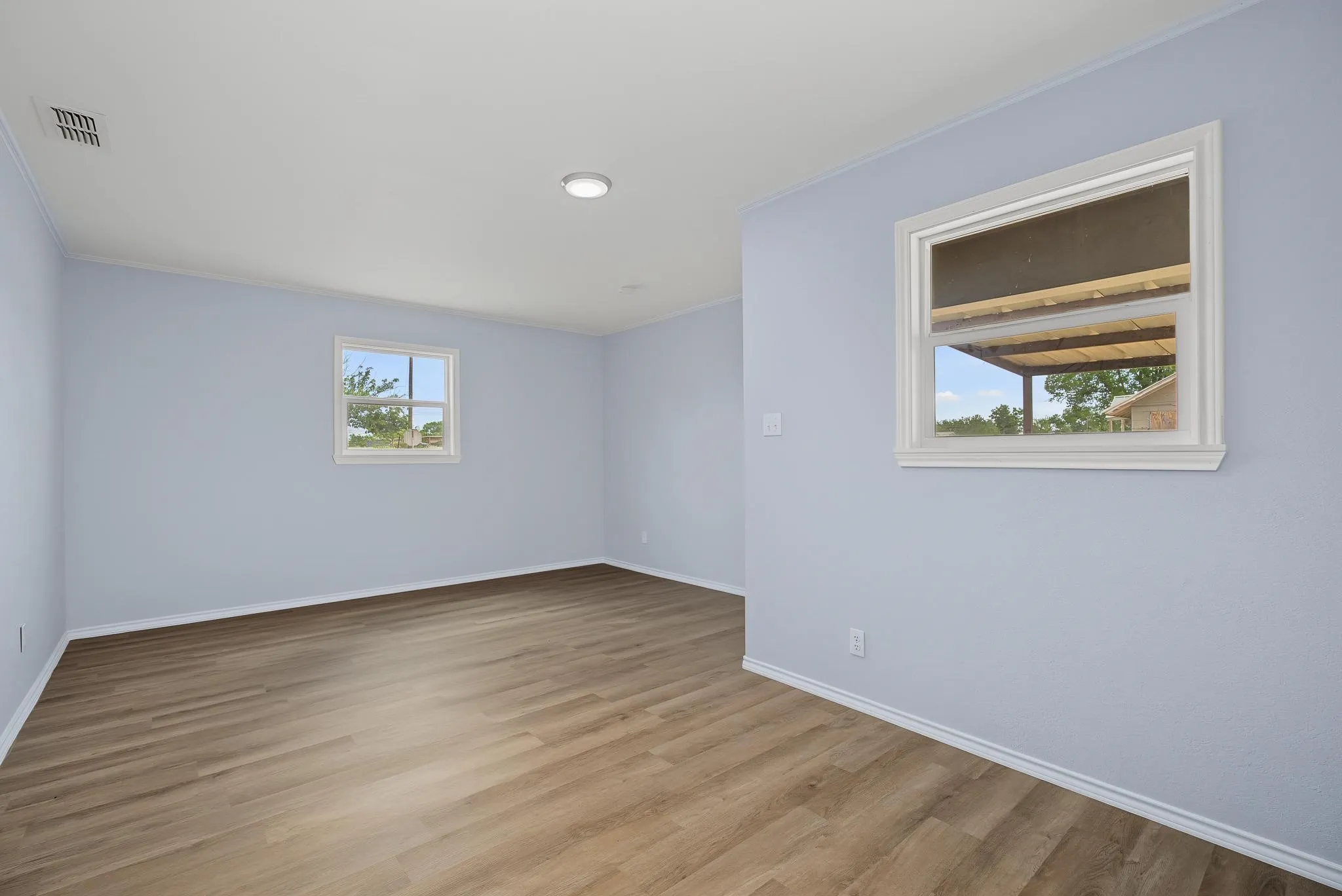 Single Family Residence For Sale in Fisher County , 611 N Richard Avenue, Rotan, Texas 79546, 2 Bedroom, 2 Bathroom, 1 Garage spaces, 1,336 Sqft, built in 1950, mls#21341283, Real Estate Agent in Rotan, Homes For Sale in Fisher county, Homes For Sale in Rotan, Realtor in Rotan Texas, Real Estate Brokerage Independent Realty Texas, Luminita Cordes Realtor