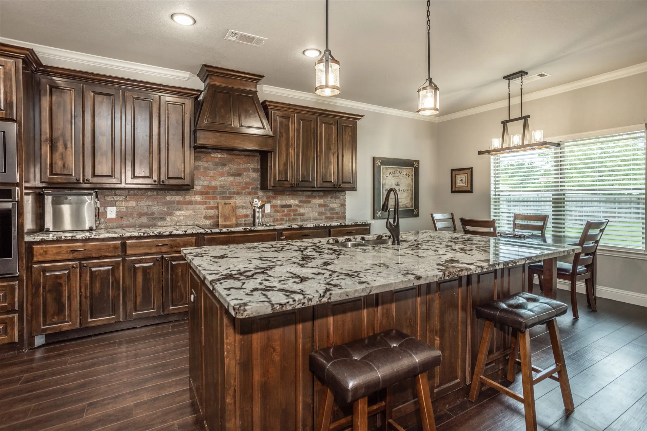 Single Family Residence For Sale in Cooke County , 110 E Iriquois Drive, Lake Kiowa, Texas 76240, 4 Bedroom, 2 Bathroom, 2 Garage spaces, 2,163 Sqft, built in 2019, mls#21339193, Real Estate Agent in Lake Kiowa, Homes For Sale in Cooke county, Homes For Sale in Lake Kiowa, Realtor in Lake Kiowa Texas, Real Estate Brokerage Independent Realty Texas, Luminita Cordes Realtor