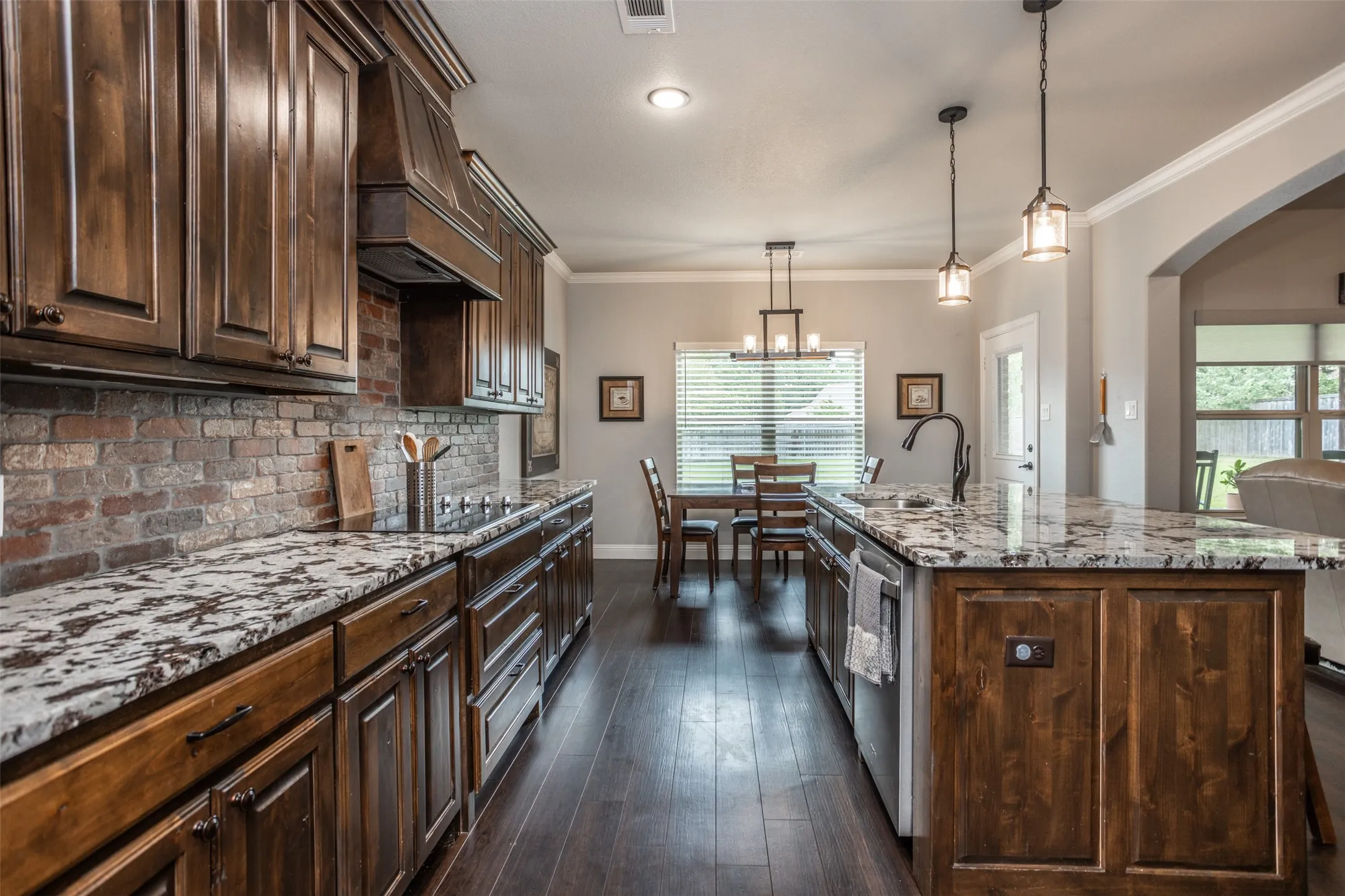 Single Family Residence For Sale in Cooke County , 110 E Iriquois Drive, Lake Kiowa, Texas 76240, 4 Bedroom, 2 Bathroom, 2 Garage spaces, 2,163 Sqft, built in 2019, mls#21339193, Real Estate Agent in Lake Kiowa, Homes For Sale in Cooke county, Homes For Sale in Lake Kiowa, Realtor in Lake Kiowa Texas, Real Estate Brokerage Independent Realty Texas, Luminita Cordes Realtor