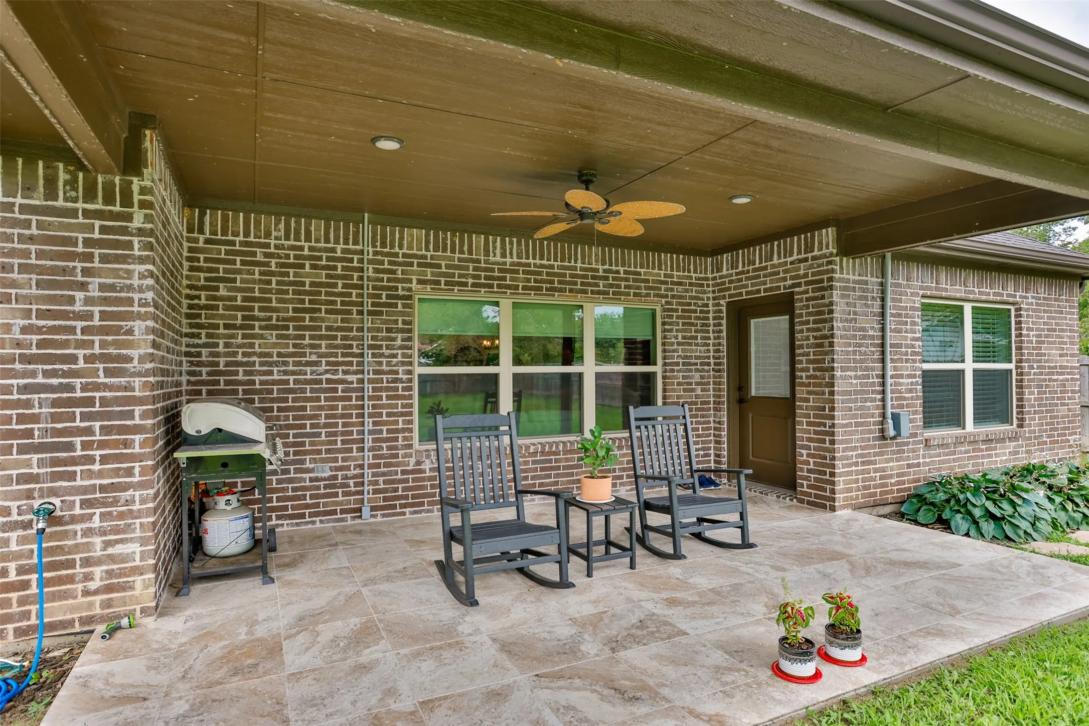 Single Family Residence For Sale in Cooke County , 110 E Iriquois Drive, Lake Kiowa, Texas 76240, 4 Bedroom, 2 Bathroom, 2 Garage spaces, 2,163 Sqft, built in 2019, mls#21339193, Real Estate Agent in Lake Kiowa, Homes For Sale in Cooke county, Homes For Sale in Lake Kiowa, Realtor in Lake Kiowa Texas, Real Estate Brokerage Independent Realty Texas, Luminita Cordes Realtor