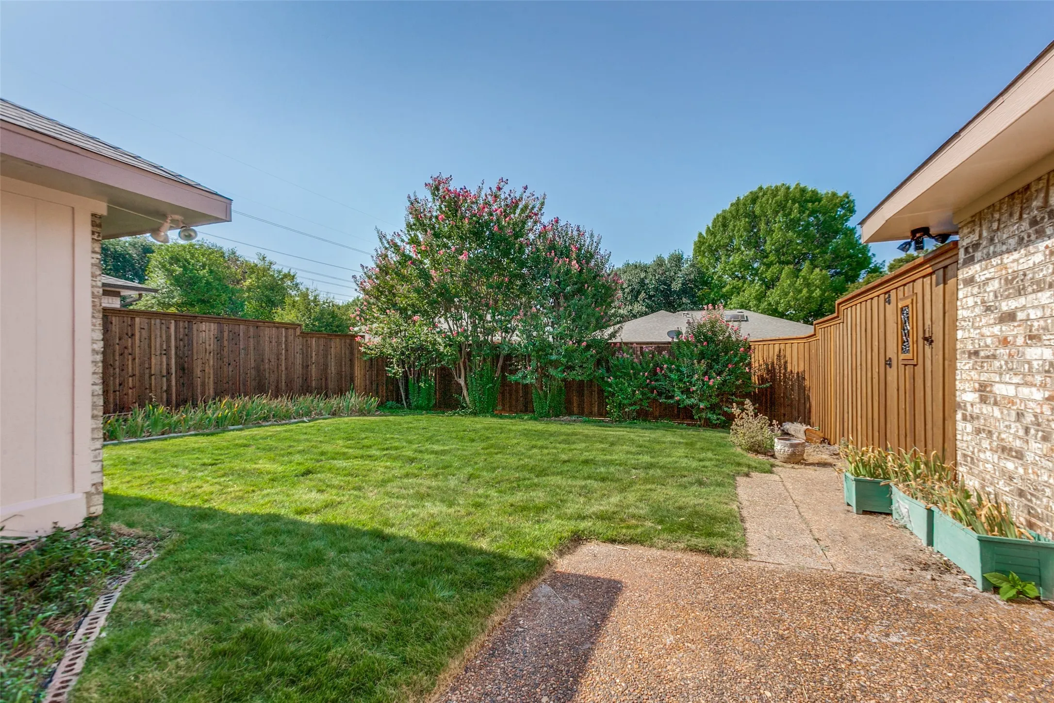 Single Family Residence For Sale in Collin County , 4308 Denver Drive, Plano, Texas 75093, 4 Bedroom, 2 Bathroom, 2 Garage spaces, 1,945 Sqft, built in 1982, mls#21340809, Real Estate Agent in Plano, Homes For Sale in Collin county, Homes For Sale in Plano, Realtor in Plano Texas, Real Estate Brokerage Independent Realty Texas, Luminita Cordes Realtor