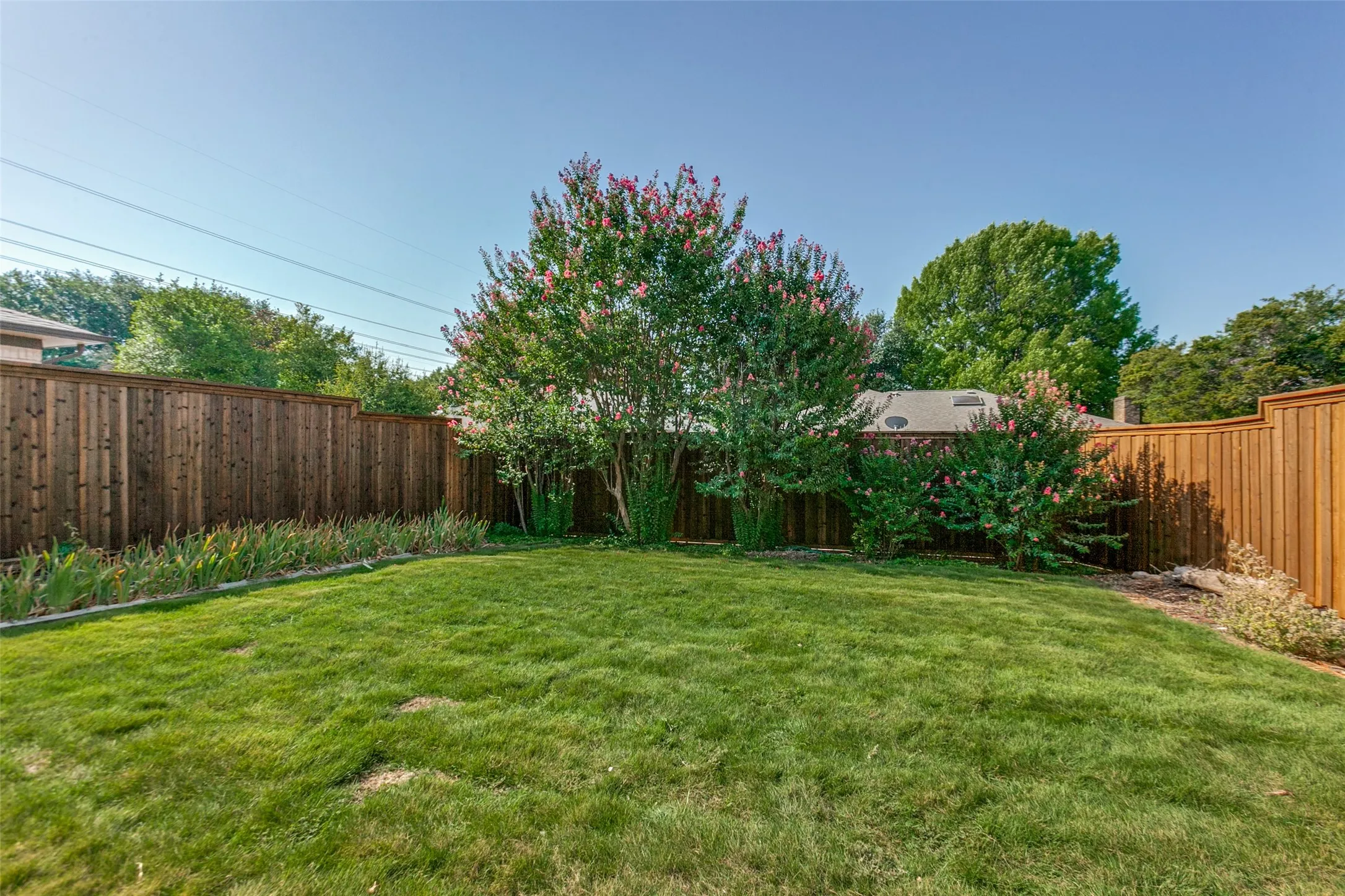 Single Family Residence For Sale in Collin County , 4308 Denver Drive, Plano, Texas 75093, 4 Bedroom, 2 Bathroom, 2 Garage spaces, 1,945 Sqft, built in 1982, mls#21340809, Real Estate Agent in Plano, Homes For Sale in Collin county, Homes For Sale in Plano, Realtor in Plano Texas, Real Estate Brokerage Independent Realty Texas, Luminita Cordes Realtor