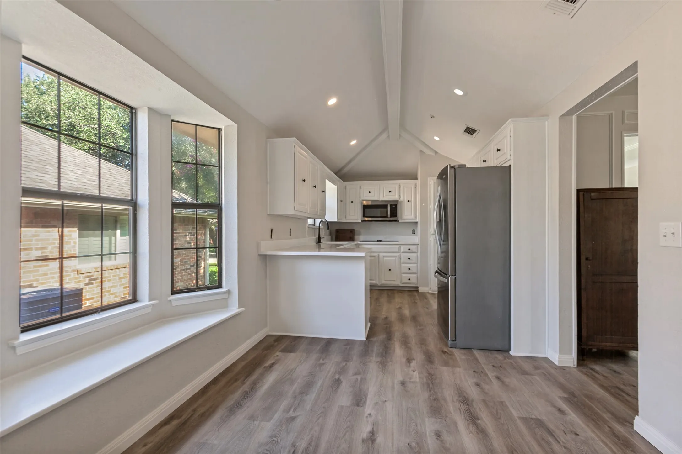 Single Family Residence For Sale in Collin County , 4308 Denver Drive, Plano, Texas 75093, 4 Bedroom, 2 Bathroom, 2 Garage spaces, 1,945 Sqft, built in 1982, mls#21340809, Real Estate Agent in Plano, Homes For Sale in Collin county, Homes For Sale in Plano, Realtor in Plano Texas, Real Estate Brokerage Independent Realty Texas, Luminita Cordes Realtor