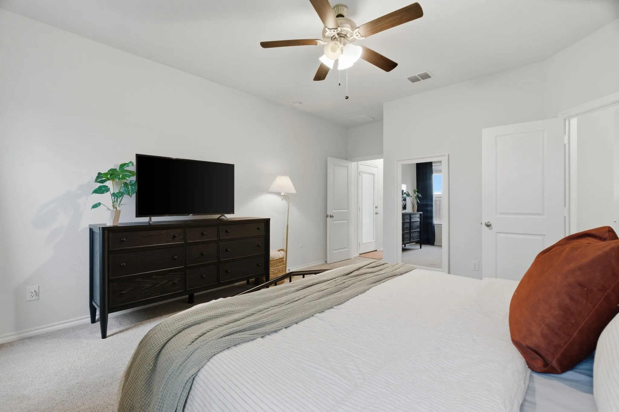 Single Family Residence For Rent in Denton County , 1017 King Street, Aubrey, Texas 76227, 3 Bedroom, 3 Bathroom, 2 Garage spaces, 2,120 Sqft, built in 2023, mls#21341313, Real Estate Agent in Aubrey, Homes For Rent in Denton county, Homes For Rent in Aubrey, Realtor in Aubrey Texas, Real Estate Brokerage Independent Realty Texas, Luminita Cordes Realtor