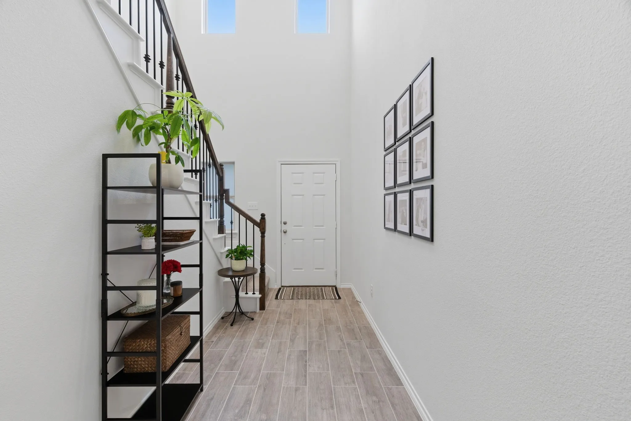 Single Family Residence For Rent in Denton County , 1017 King Street, Aubrey, Texas 76227, 3 Bedroom, 3 Bathroom, 2 Garage spaces, 2,120 Sqft, built in 2023, mls#21341313, Real Estate Agent in Aubrey, Homes For Rent in Denton county, Homes For Rent in Aubrey, Realtor in Aubrey Texas, Real Estate Brokerage Independent Realty Texas, Luminita Cordes Realtor