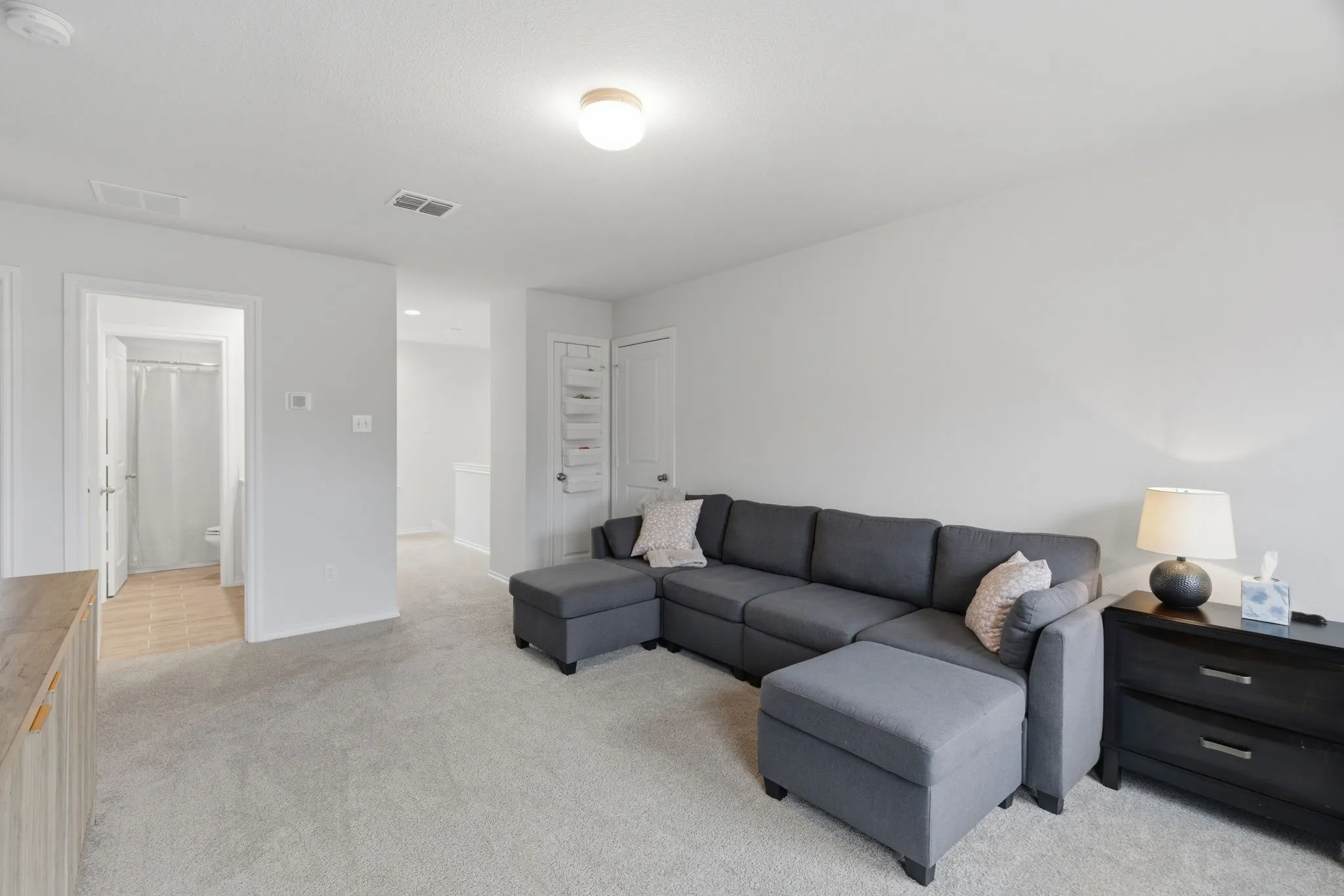 Single Family Residence For Rent in Denton County , 1017 King Street, Aubrey, Texas 76227, 3 Bedroom, 3 Bathroom, 2 Garage spaces, 2,120 Sqft, built in 2023, mls#21341313, Real Estate Agent in Aubrey, Homes For Rent in Denton county, Homes For Rent in Aubrey, Realtor in Aubrey Texas, Real Estate Brokerage Independent Realty Texas, Luminita Cordes Realtor