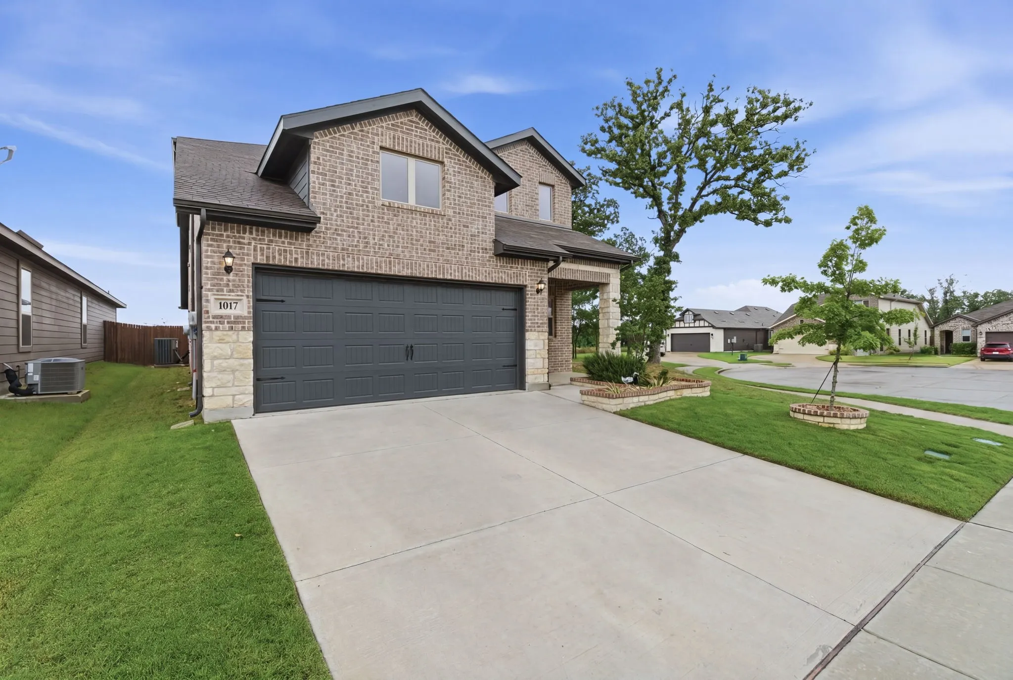 Single Family Residence For Rent in Denton County , 1017 King Street, Aubrey, Texas 76227, 3 Bedroom, 3 Bathroom, 2 Garage spaces, 2,120 Sqft, built in 2023, mls#21341313, Real Estate Agent in Aubrey, Homes For Rent in Denton county, Homes For Rent in Aubrey, Realtor in Aubrey Texas, Real Estate Brokerage Independent Realty Texas, Luminita Cordes Realtor