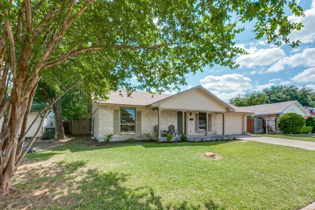 Single Family Residence For Sale in Dallas County , 5033 Overcrest Drive, Garland, Texas 75043, 3 Bedrooms, 2 Bathrooms, 1 Garage spaces, 1,245 Sqft, built in 1969, Price $299,000, mls#21341202, Real Estate Agent in Garland, Homes For Sale in Dallas county, Homes For Sale in Garland, Realtor in Garland Texas, Real Estate Brokerage Independent Realty Texas, Luminita Cordes Realtor