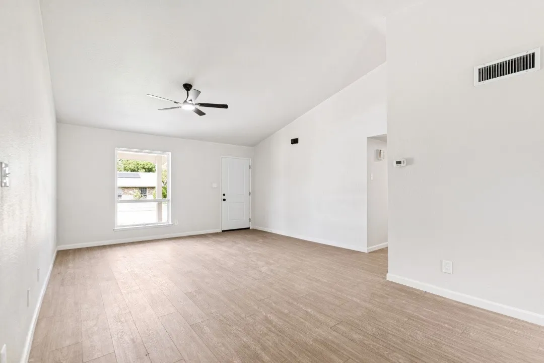 BLANK CANVAS TO CREATE YOUR DREAM HOME - OH WHAT FUN!