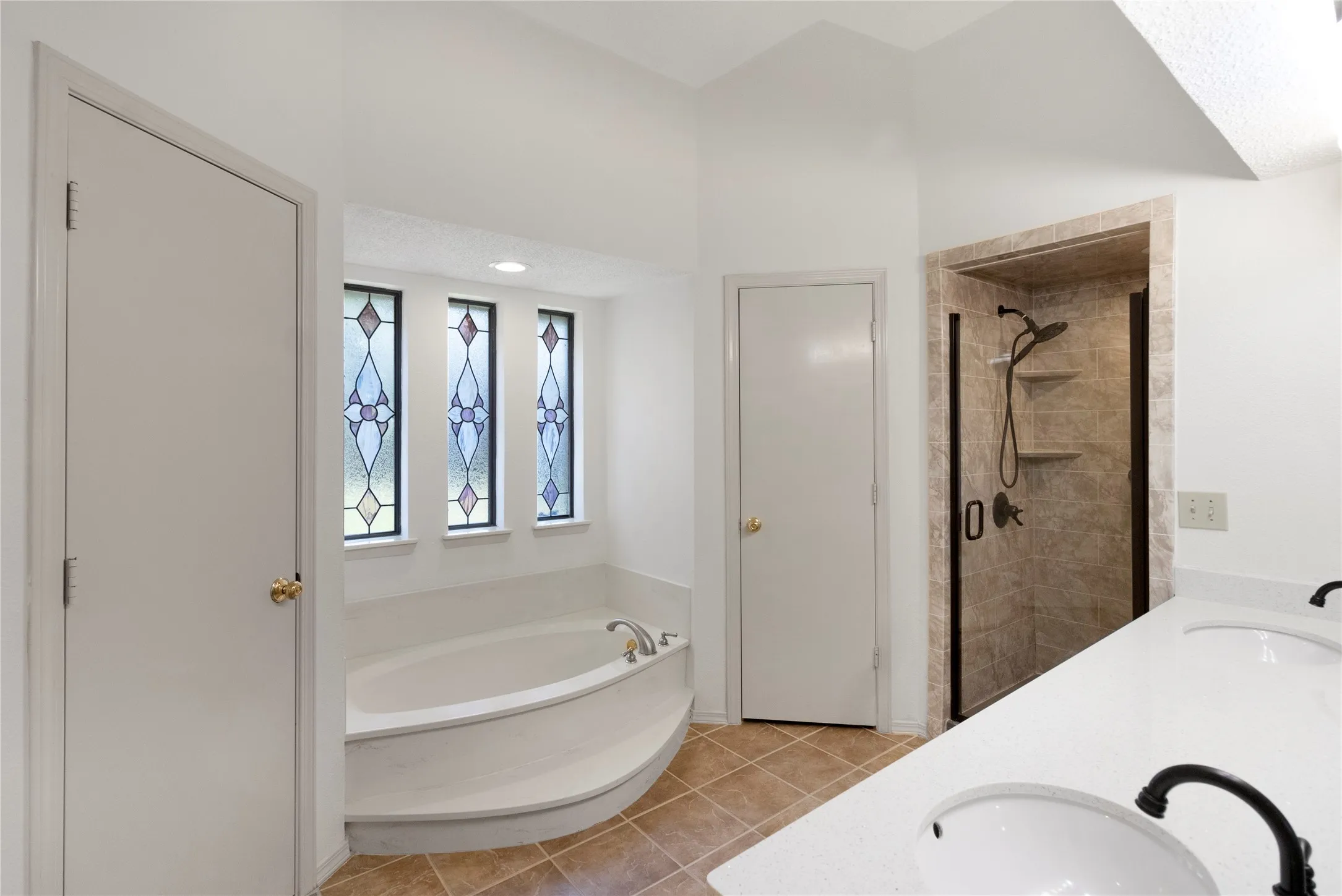 Single Family Residence For Sale in Denton County , 1226 Stillwater Trail, Carrollton, Texas 75007, 4 Bedroom, 3 Bathroom, 2 Garage spaces, 2,228 Sqft, built in 1986, mls#21341281, Real Estate Agent in Carrollton, Homes For Sale in Denton county, Homes For Sale in Carrollton, Realtor in Carrollton Texas, Real Estate Brokerage Independent Realty Texas, Luminita Cordes Realtor