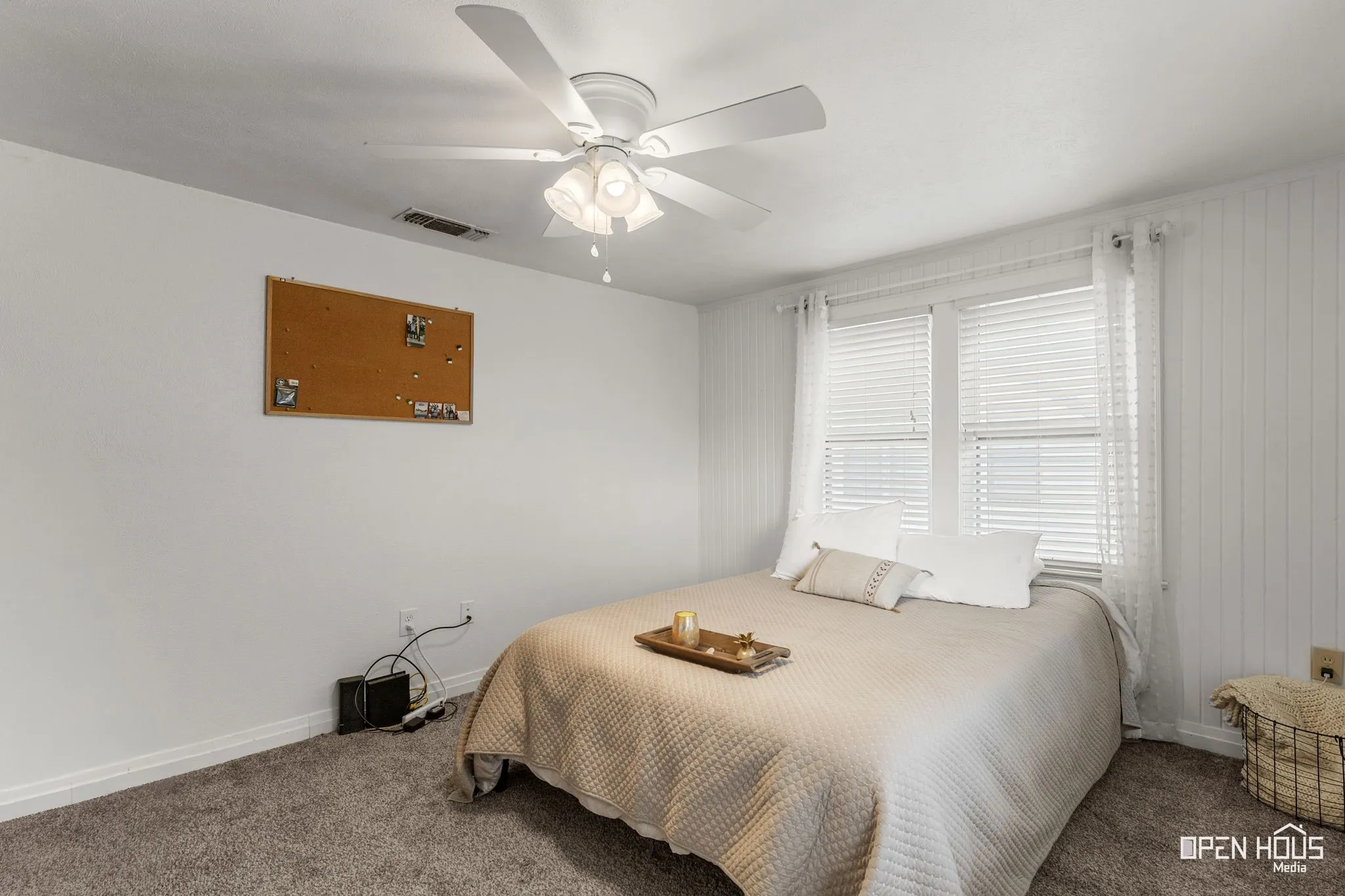 Single Family Residence For Sale in Wichita County , 1700 Tilden Street, Wichita Falls, Texas 76309, 4 Bedroom, 2 Bathroom, Garage spaces, 1,712 Sqft, built in 1928, mls#21341329, Real Estate Agent in Wichita Falls, Homes For Sale in Wichita county, Homes For Sale in Wichita Falls, Realtor in Wichita Falls Texas, Real Estate Brokerage Independent Realty Texas, Luminita Cordes Realtor