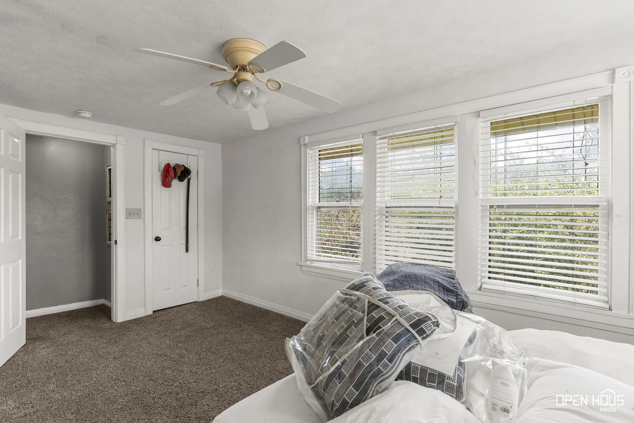 Single Family Residence For Sale in Wichita County , 1700 Tilden Street, Wichita Falls, Texas 76309, 4 Bedroom, 2 Bathroom, Garage spaces, 1,712 Sqft, built in 1928, mls#21341329, Real Estate Agent in Wichita Falls, Homes For Sale in Wichita county, Homes For Sale in Wichita Falls, Realtor in Wichita Falls Texas, Real Estate Brokerage Independent Realty Texas, Luminita Cordes Realtor