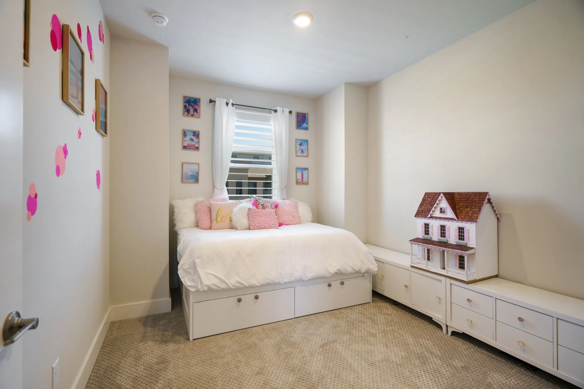 Townhouse For Rent in Denton County , 761 Cavitt Court, Prosper, Texas 75078, 3 Bedrooms, 3 Bathrooms, 2 Garage spaces, 1,815 Sqft, built in 2022, Price $3,250, mls#21341312, Real Estate Agent in Prosper, Homes For Rent in Denton county, Homes For Rent in Prosper, Realtor in Prosper Texas, Real Estate Brokerage Independent Realty Texas, Luminita Cordes Realtor