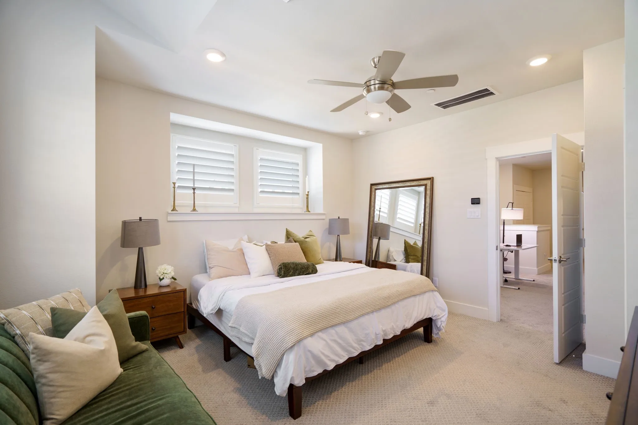 Townhouse For Rent in Denton County , 761 Cavitt Court, Prosper, Texas 75078, 3 Bedrooms, 3 Bathrooms, 2 Garage spaces, 1,815 Sqft, built in 2022, Price $3,250, mls#21341312, Real Estate Agent in Prosper, Homes For Rent in Denton county, Homes For Rent in Prosper, Realtor in Prosper Texas, Real Estate Brokerage Independent Realty Texas, Luminita Cordes Realtor