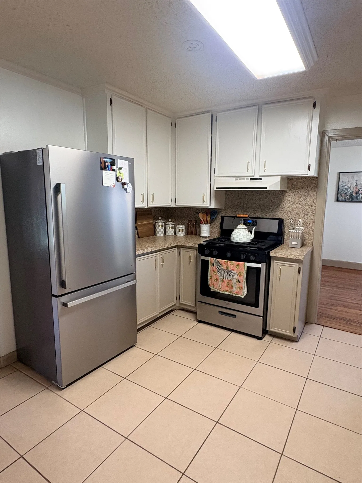 Single Family Residence For Sale in Taylor County , 501 Riverside Boulevard, Abilene, Texas 79605, 3 Bedroom, 2 Bathroom, 1 Garage spaces, 2,086 Sqft, built in 1949, mls#21340457, Real Estate Agent in Abilene, Homes For Sale in Taylor county, Homes For Sale in Abilene, Realtor in Abilene Texas, Real Estate Brokerage Independent Realty Texas, Luminita Cordes Realtor