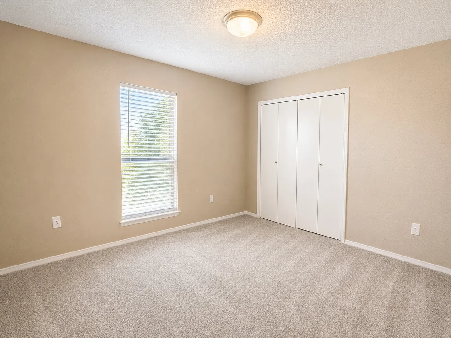 Single Family Residence For Sale in Dallas County , 1828 Angelina Drive, Garland, Texas 75040, 3 Bedroom, 2 Bathroom, 1 Garage spaces, 1,414 Sqft, built in 1979, mls#21341342, Real Estate Agent in Garland, Homes For Sale in Dallas county, Homes For Sale in Garland, Realtor in Garland Texas, Real Estate Brokerage Independent Realty Texas, Luminita Cordes Realtor