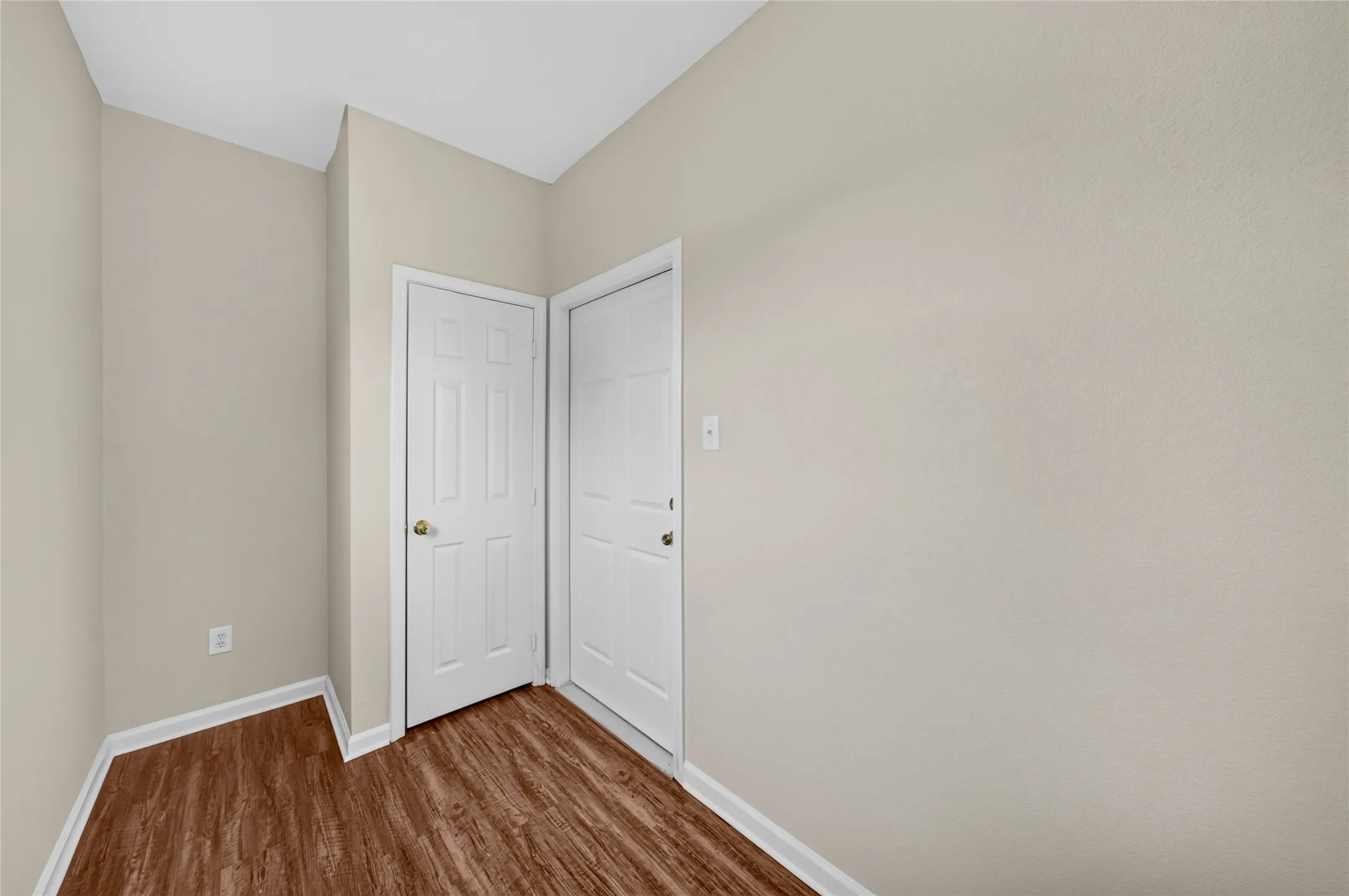 Single Family Residence For Sale in Collin County , 18723 Sims Lane, Nevada, Texas 75173, 2 Bedroom, 3 Bathroom, 2 Garage spaces, 1,600 Sqft, built in 2008, mls#21341343, Real Estate Agent in Nevada, Homes For Sale in Collin county, Homes For Sale in Nevada, Realtor in Nevada Texas, Real Estate Brokerage Independent Realty Texas, Luminita Cordes Realtor