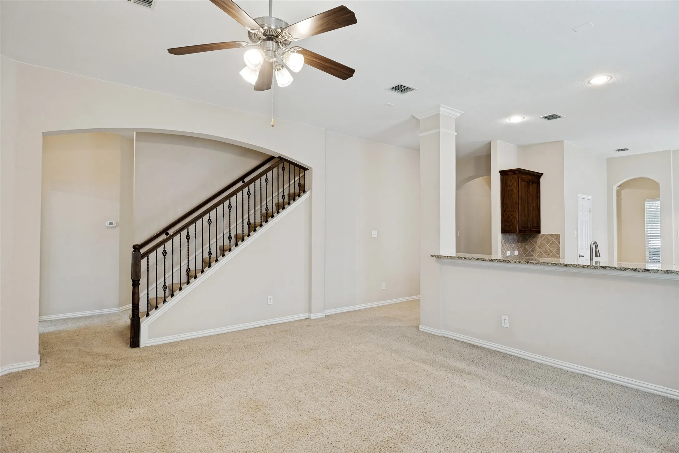 Single Family Residence For Sale in Collin County , 1912 Grand Fairway Drive, Wylie, Texas 75098, 3 Bedroom, 3 Bathroom, 2 Garage spaces, 2,562 Sqft, built in 2009, mls#21341346, Real Estate Agent in Wylie, Homes For Sale in Collin county, Homes For Sale in Wylie, Realtor in Wylie Texas, Real Estate Brokerage Independent Realty Texas, Luminita Cordes Realtor