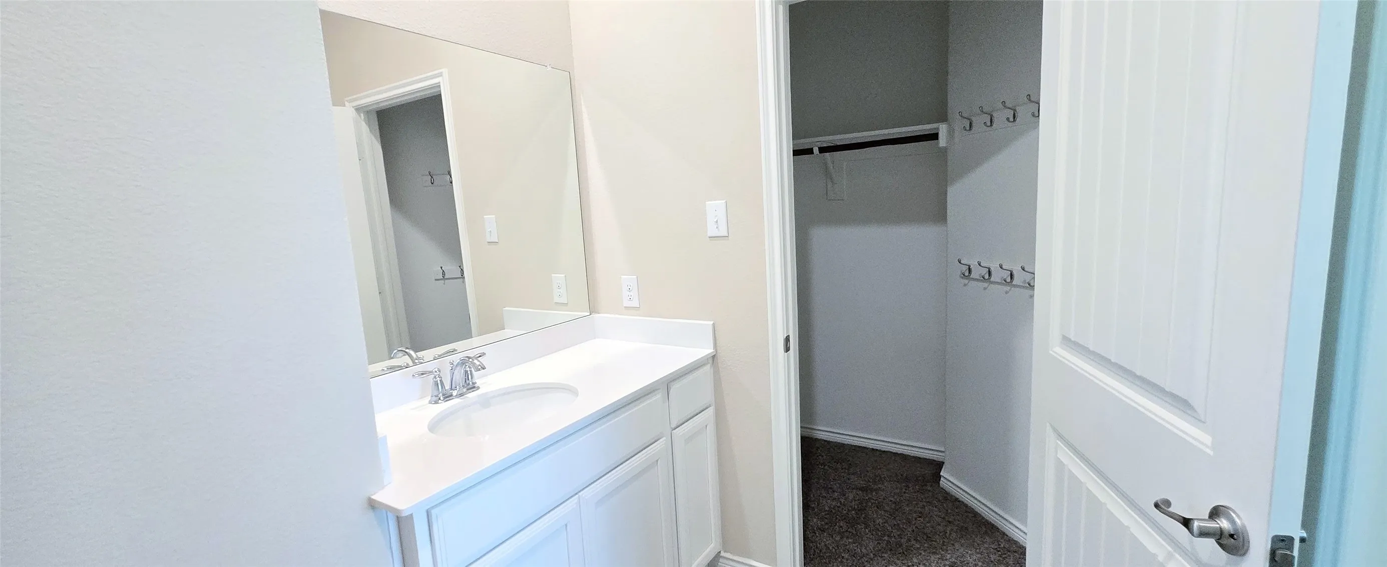 Single Family Residence For Sale in Collin County , 1107 Brooklyn Drive, Anna, Texas 75409, 4 Bedroom, 3 Bathroom, 3 Garage spaces, 2,835 Sqft, built in 2017, mls#21341349, Real Estate Agent in Anna, Homes For Sale in Collin county, Homes For Sale in Anna, Realtor in Anna Texas, Real Estate Brokerage Independent Realty Texas, Luminita Cordes Realtor