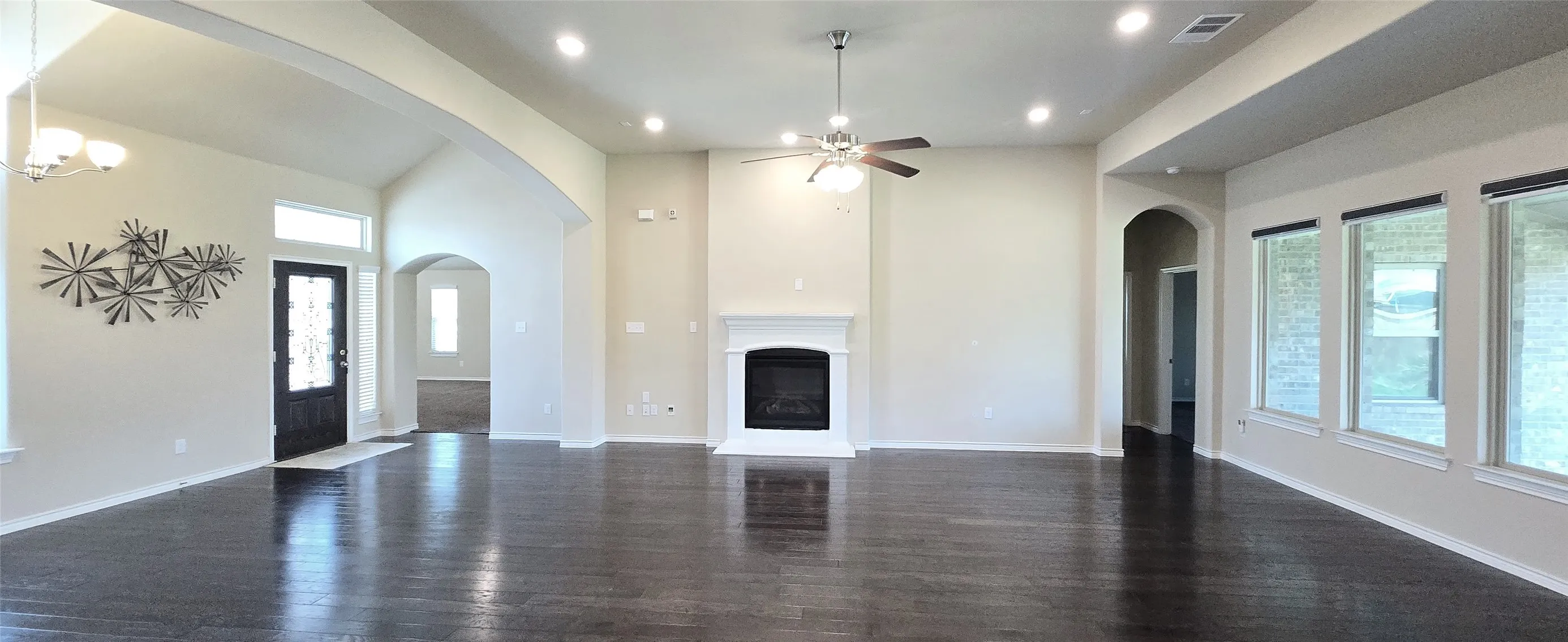 Single Family Residence For Sale in Collin County , 1107 Brooklyn Drive, Anna, Texas 75409, 4 Bedroom, 3 Bathroom, 3 Garage spaces, 2,835 Sqft, built in 2017, mls#21341349, Real Estate Agent in Anna, Homes For Sale in Collin county, Homes For Sale in Anna, Realtor in Anna Texas, Real Estate Brokerage Independent Realty Texas, Luminita Cordes Realtor