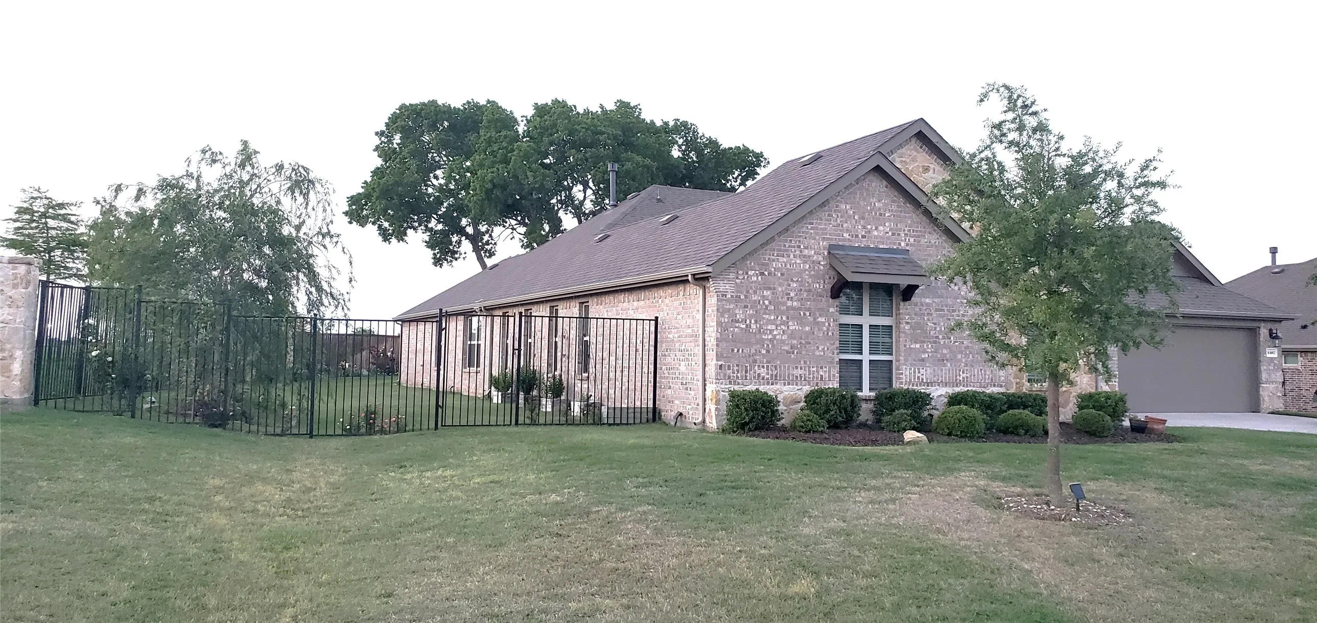 Single Family Residence For Sale in Collin County , 1107 Brooklyn Drive, Anna, Texas 75409, 4 Bedroom, 3 Bathroom, 3 Garage spaces, 2,835 Sqft, built in 2017, mls#21341349, Real Estate Agent in Anna, Homes For Sale in Collin county, Homes For Sale in Anna, Realtor in Anna Texas, Real Estate Brokerage Independent Realty Texas, Luminita Cordes Realtor