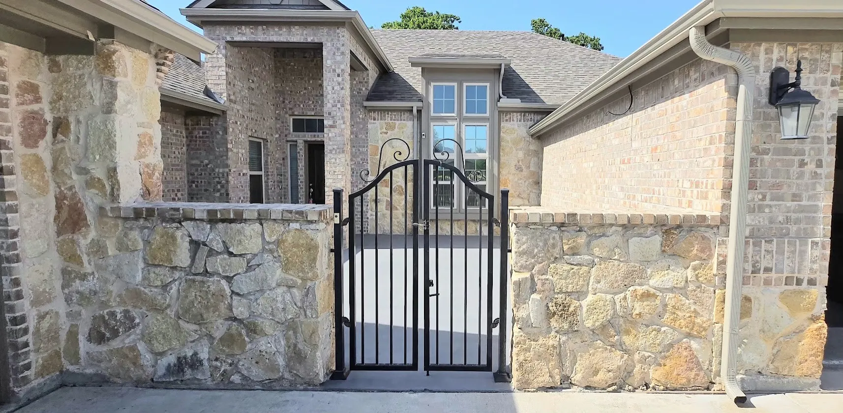 Single Family Residence For Sale in Collin County , 1107 Brooklyn Drive, Anna, Texas 75409, 4 Bedroom, 3 Bathroom, 3 Garage spaces, 2,835 Sqft, built in 2017, mls#21341349, Real Estate Agent in Anna, Homes For Sale in Collin county, Homes For Sale in Anna, Realtor in Anna Texas, Real Estate Brokerage Independent Realty Texas, Luminita Cordes Realtor