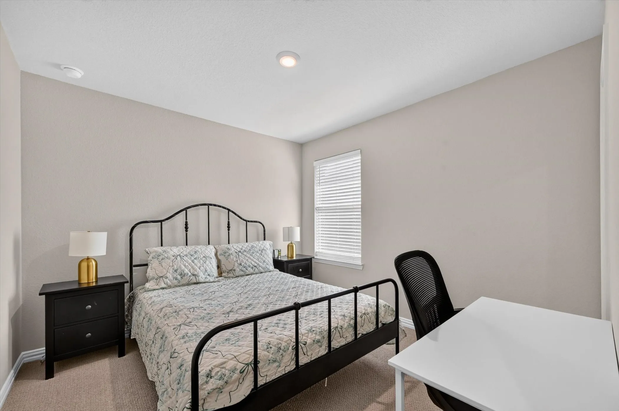 Single Family Residence For Rent in Collin County , 4129 Ranchero Drive, Sachse, Texas 75048, 4 Bedroom, 3 Bathroom, 2 Garage spaces, 2,548 Sqft, built in 2021, mls#21341366, Real Estate Agent in Sachse, Homes For Rent in Collin county, Homes For Rent in Sachse, Realtor in Sachse Texas, Real Estate Brokerage Independent Realty Texas, Luminita Cordes Realtor