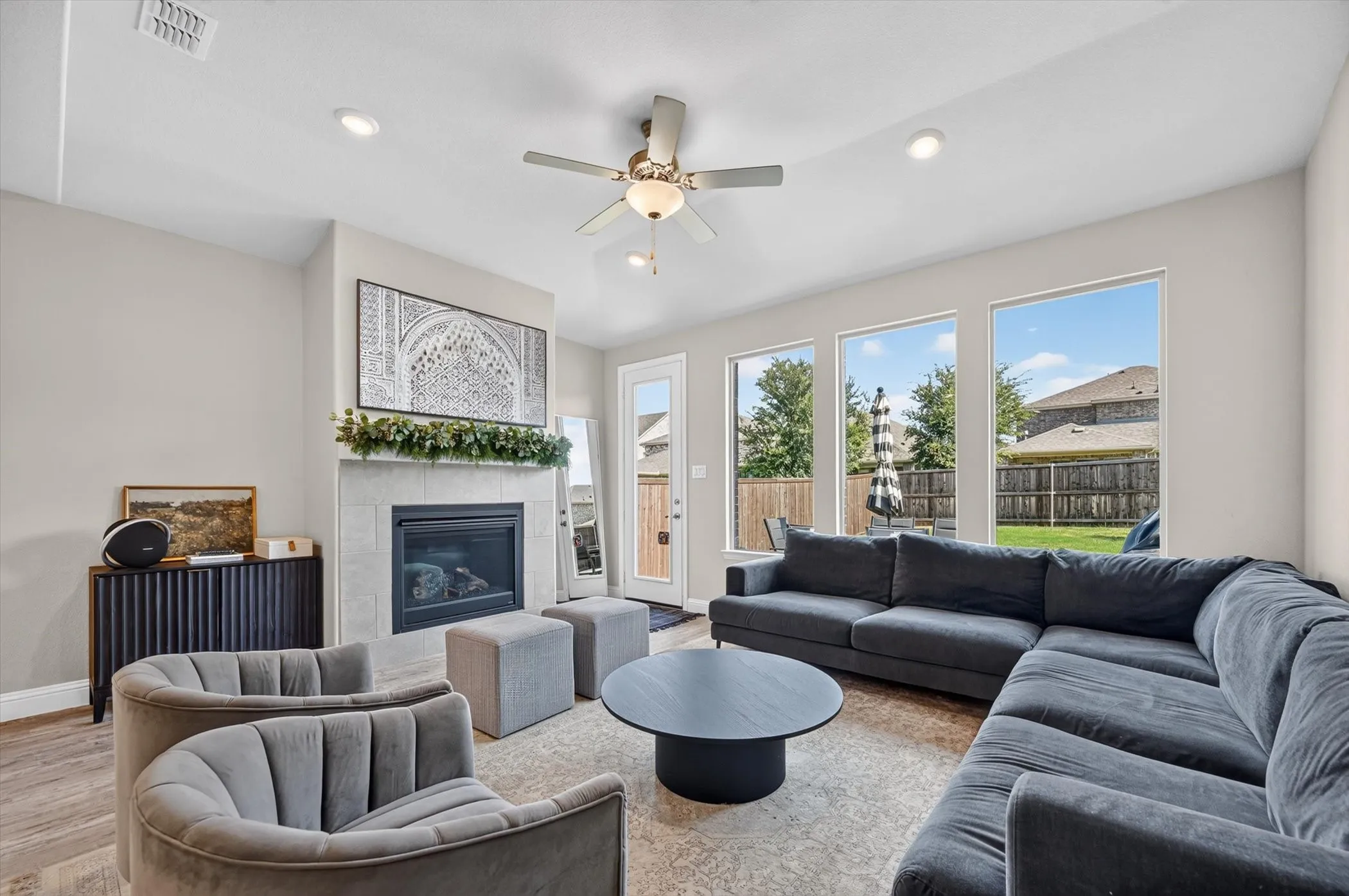 Single Family Residence For Rent in Collin County , 4129 Ranchero Drive, Sachse, Texas 75048, 4 Bedroom, 3 Bathroom, 2 Garage spaces, 2,548 Sqft, built in 2021, mls#21341366, Real Estate Agent in Sachse, Homes For Rent in Collin county, Homes For Rent in Sachse, Realtor in Sachse Texas, Real Estate Brokerage Independent Realty Texas, Luminita Cordes Realtor