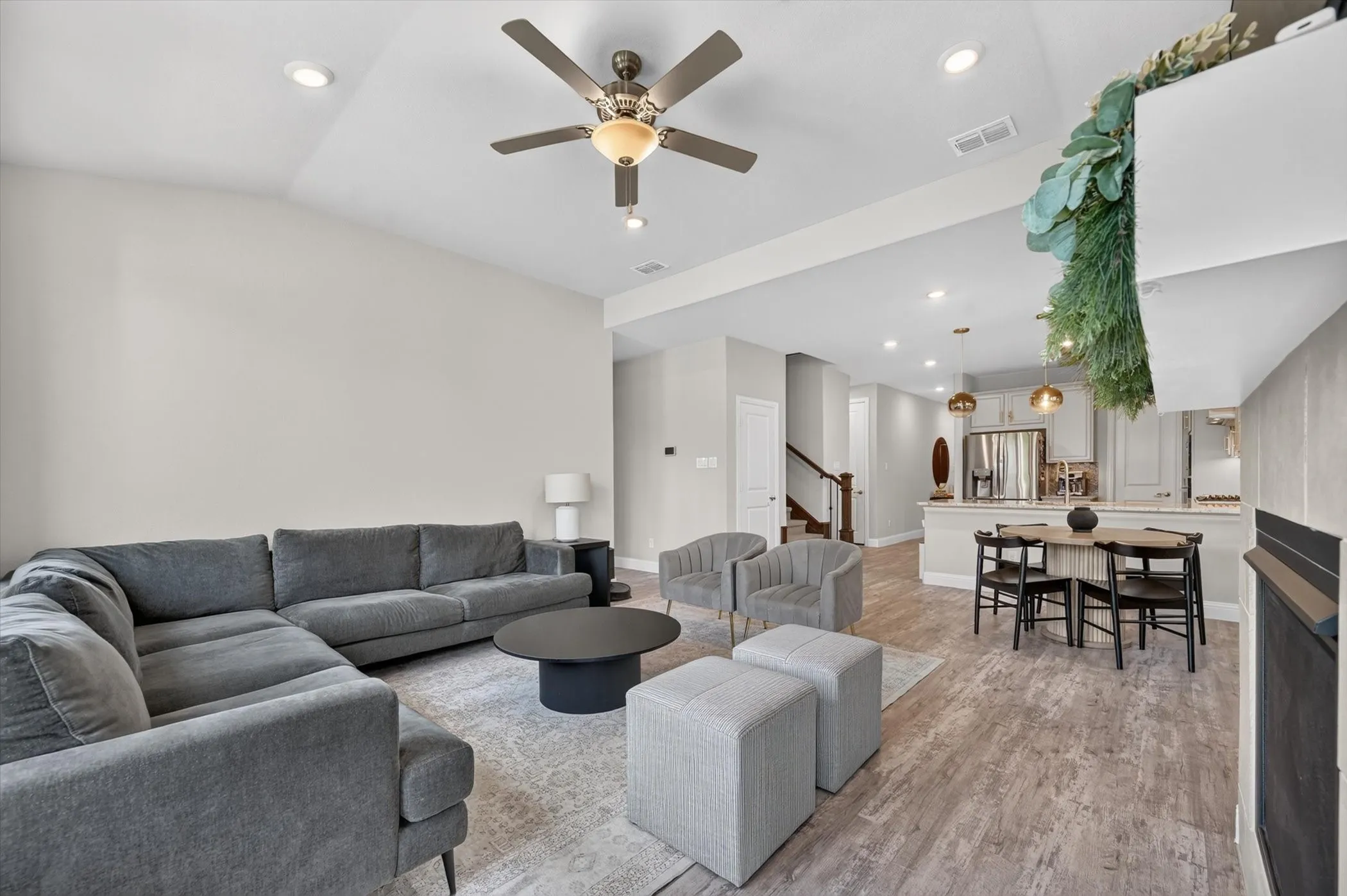 Single Family Residence For Rent in Collin County , 4129 Ranchero Drive, Sachse, Texas 75048, 4 Bedroom, 3 Bathroom, 2 Garage spaces, 2,548 Sqft, built in 2021, mls#21341366, Real Estate Agent in Sachse, Homes For Rent in Collin county, Homes For Rent in Sachse, Realtor in Sachse Texas, Real Estate Brokerage Independent Realty Texas, Luminita Cordes Realtor